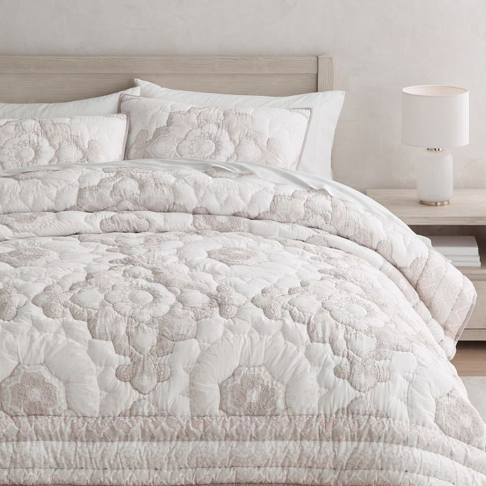 Bohemian Wonder Quilt - Blush | Pottery Barn Teen