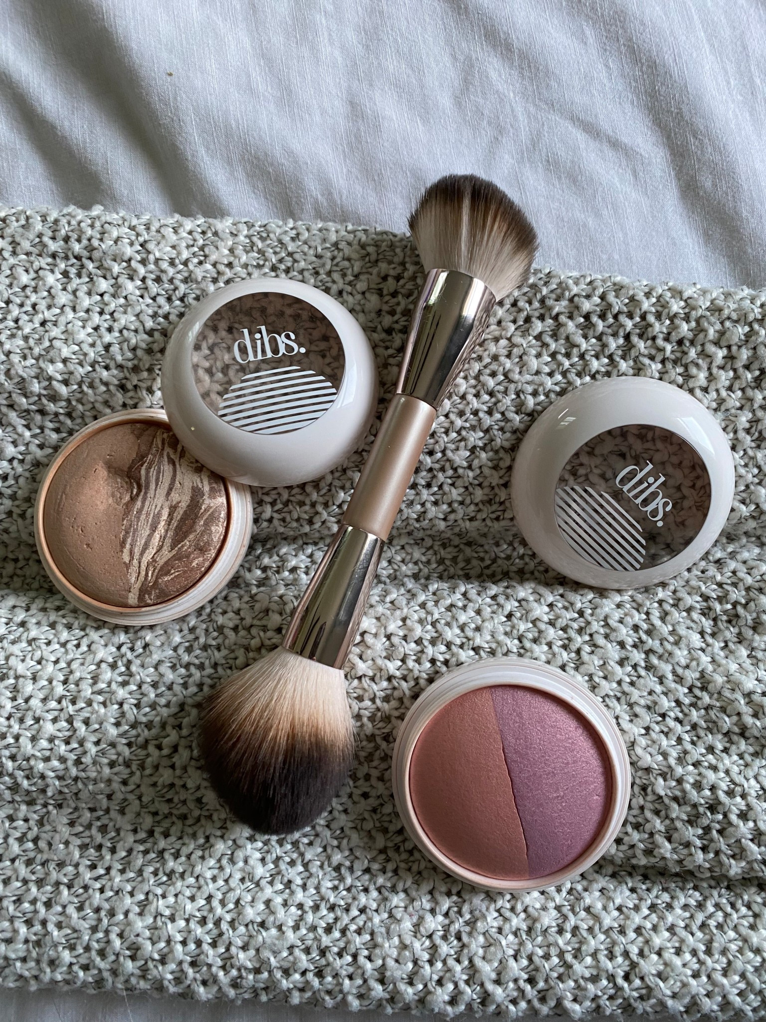 The dibs beauty baked bronzer and blush are such great quality. I love this dual ended brush for both cream products and powders 




#LTKFindsUnder50 #LTKBeauty #LTKFindsUnder100