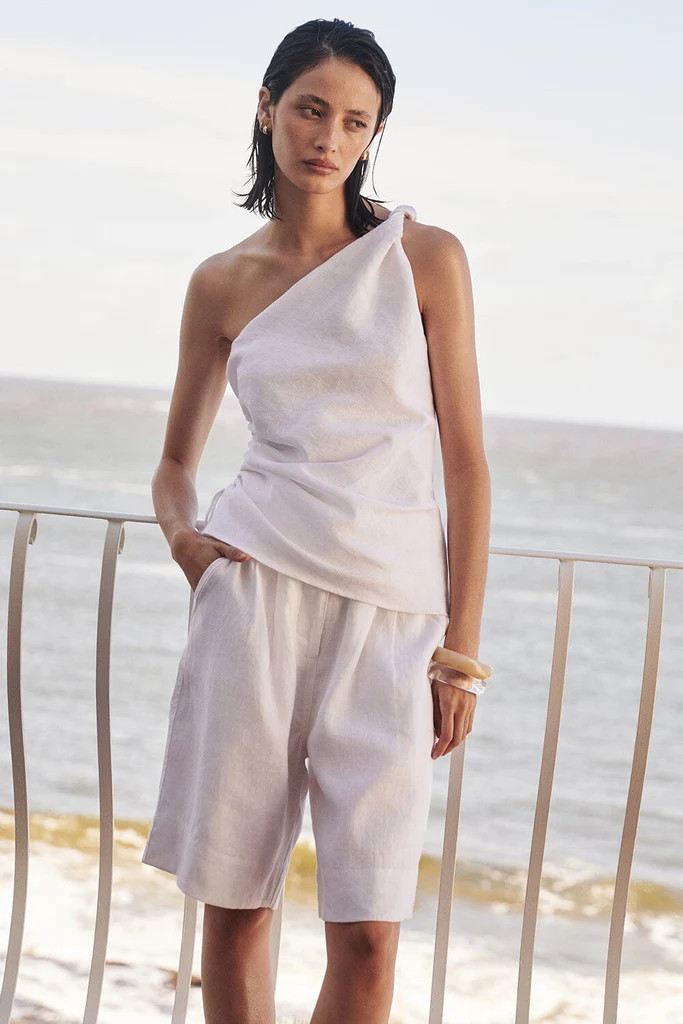 FINNY WHITE SLEEVELESS LINEN TOP | DISSH