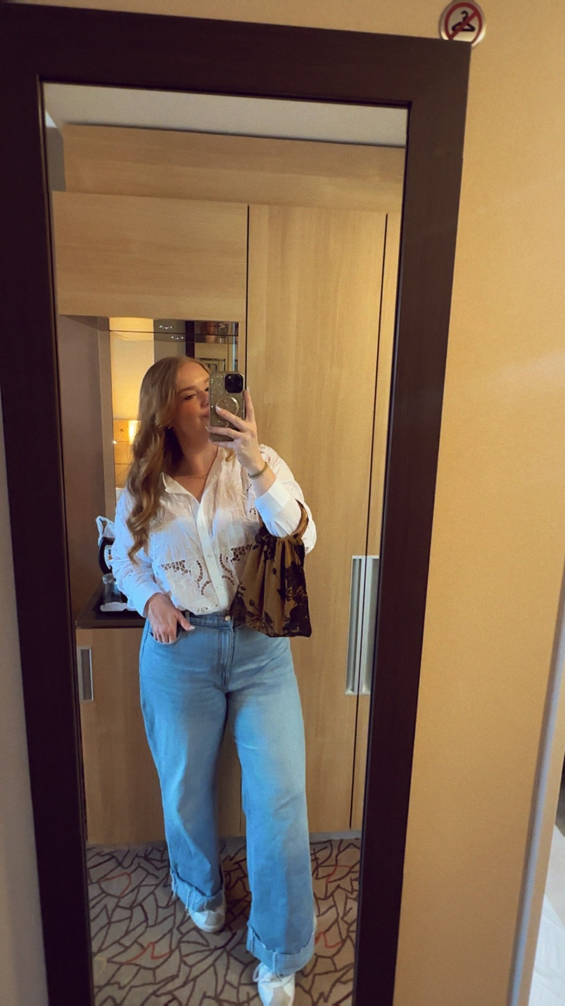 Exploring Frankfurt 🇩🇪

#LTKSeasonal #LTKTravel #LTKMidsize