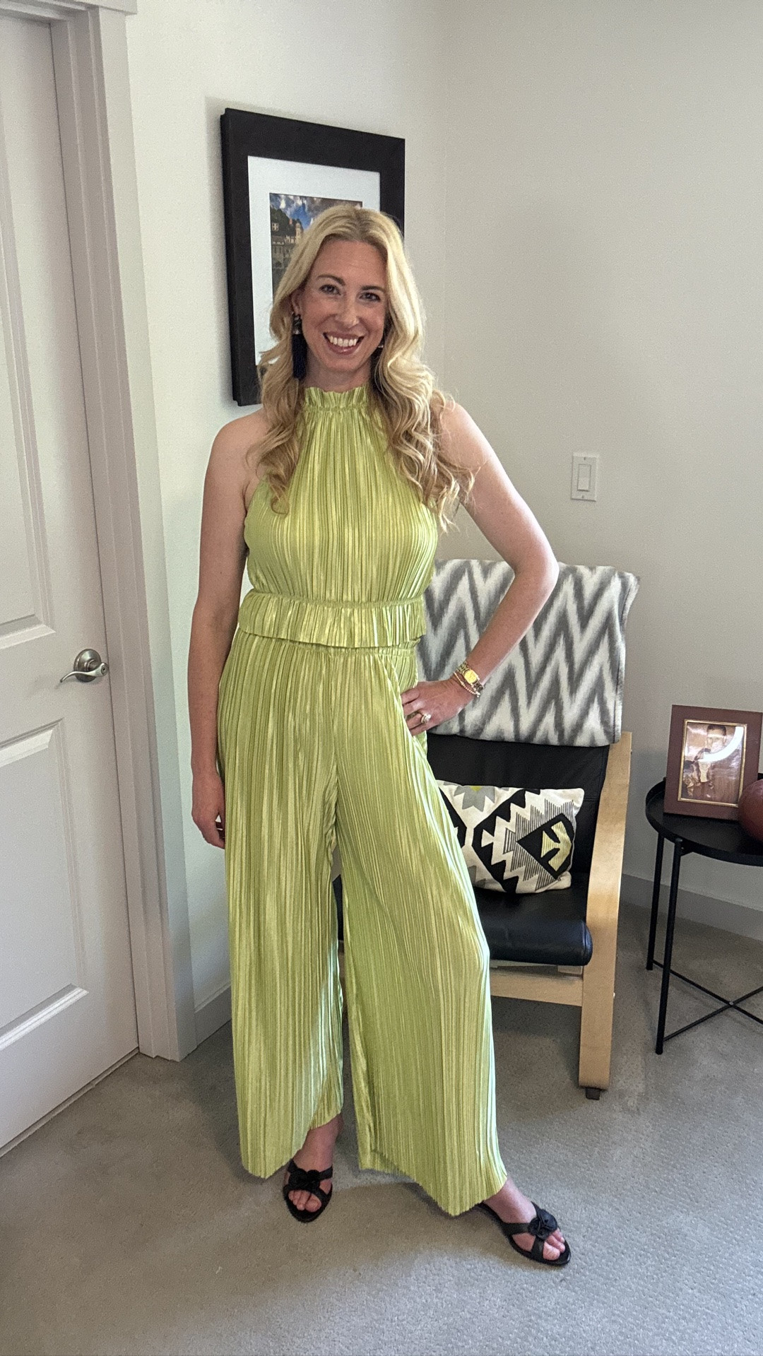 These summer looks from @Commense are incredibly chic and versatile. They are so easy to throw on and feel put together in a matter of minutes, which is exactly what I need as a busy mama in the summer! 

#commense #commensereview

#LTKootd #LTKOver40 #LTKSeasonal