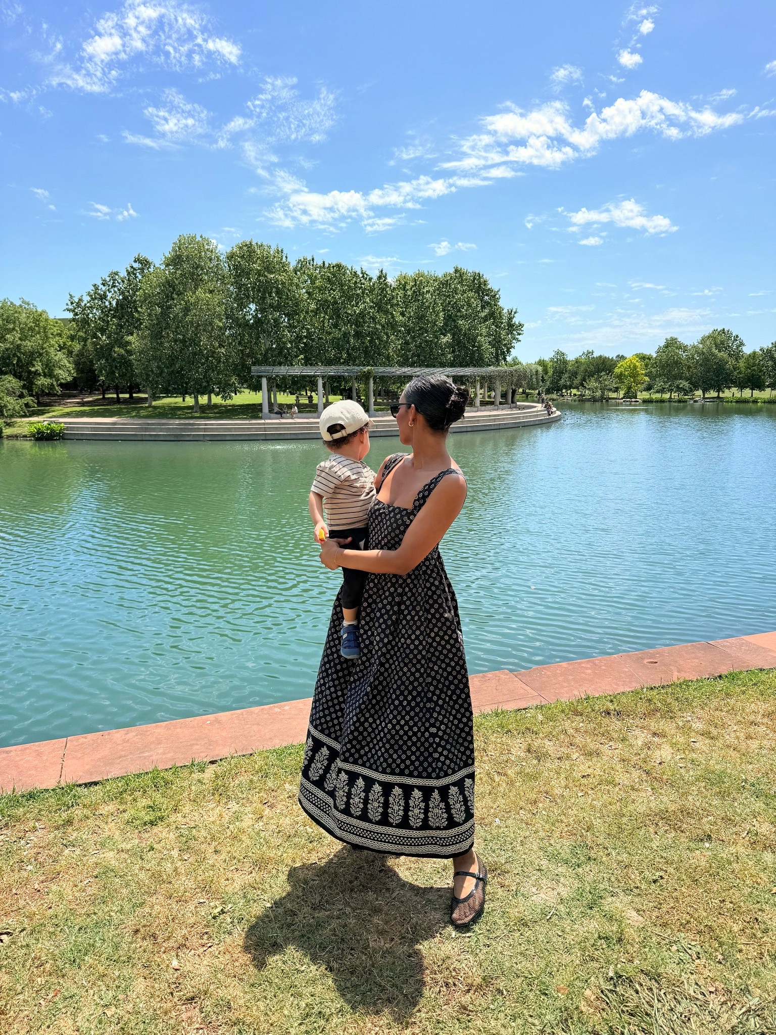 Beautiful dress for the farmers market 🤍