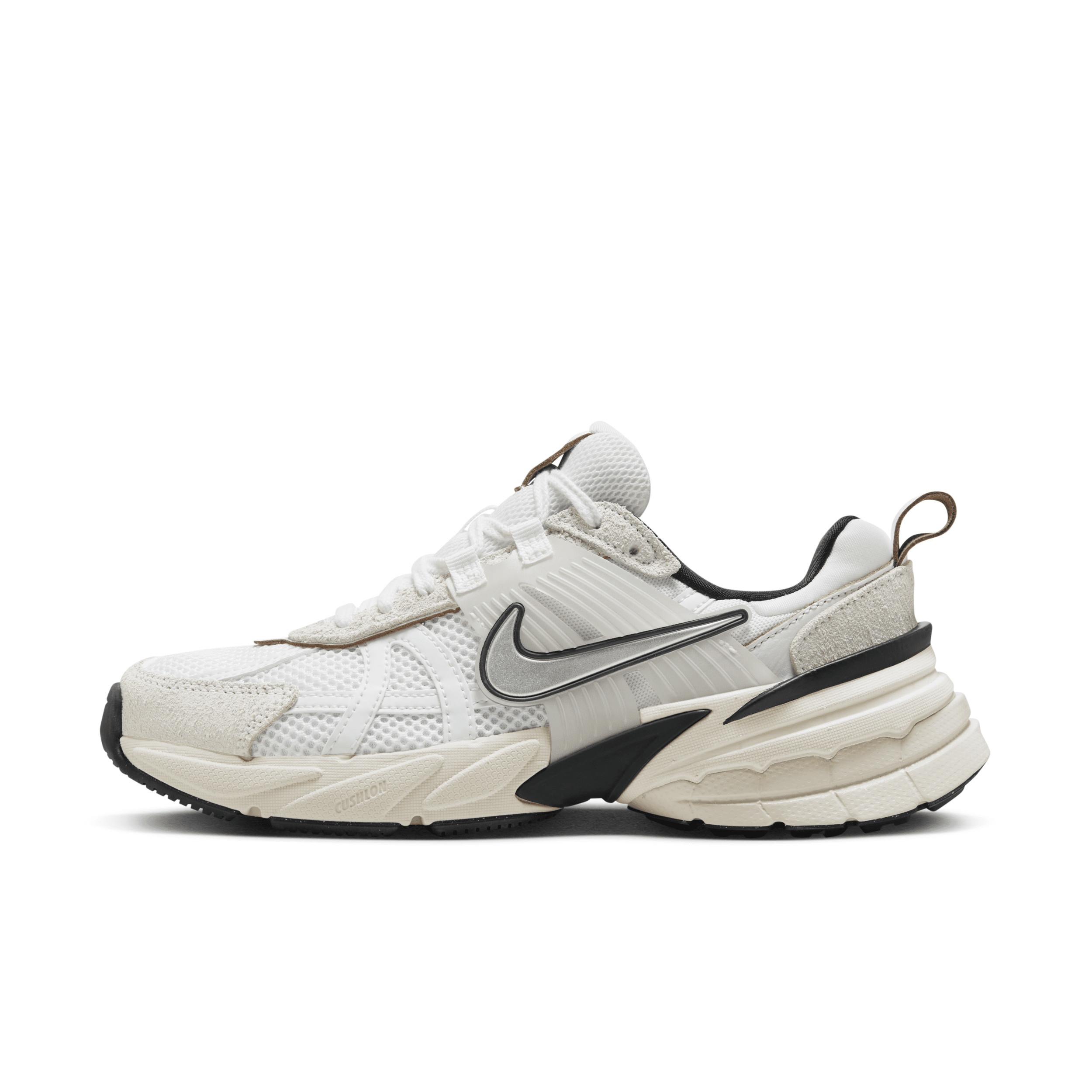 Nike Women's V2K Run Shoes in White | FN6703-100 | Nike (US)