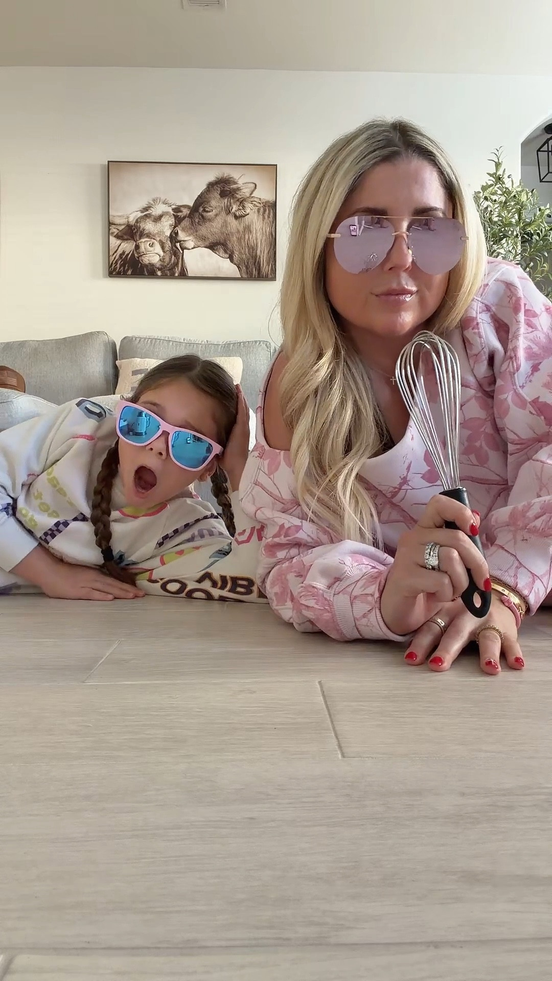 OOTD 
Pink camo set m
Girls outfit
Diff sunglasses 

#LTKFindsUnder50 #LTKSaleAlert #LTKFindsUnder100