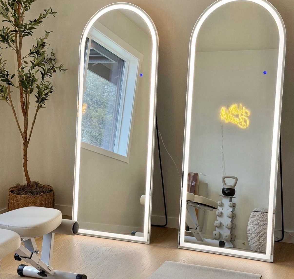 Amazon finds
Home gym
Trending 
Led mirror 

#LTKfitnessgoals