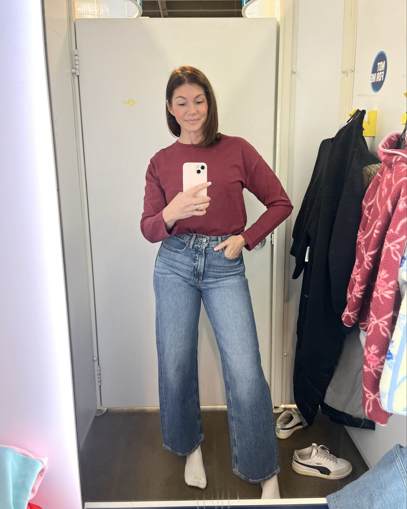 Old navy jeans sale! 

#LTKmomlife #LTKSaleAlert #LTKootd