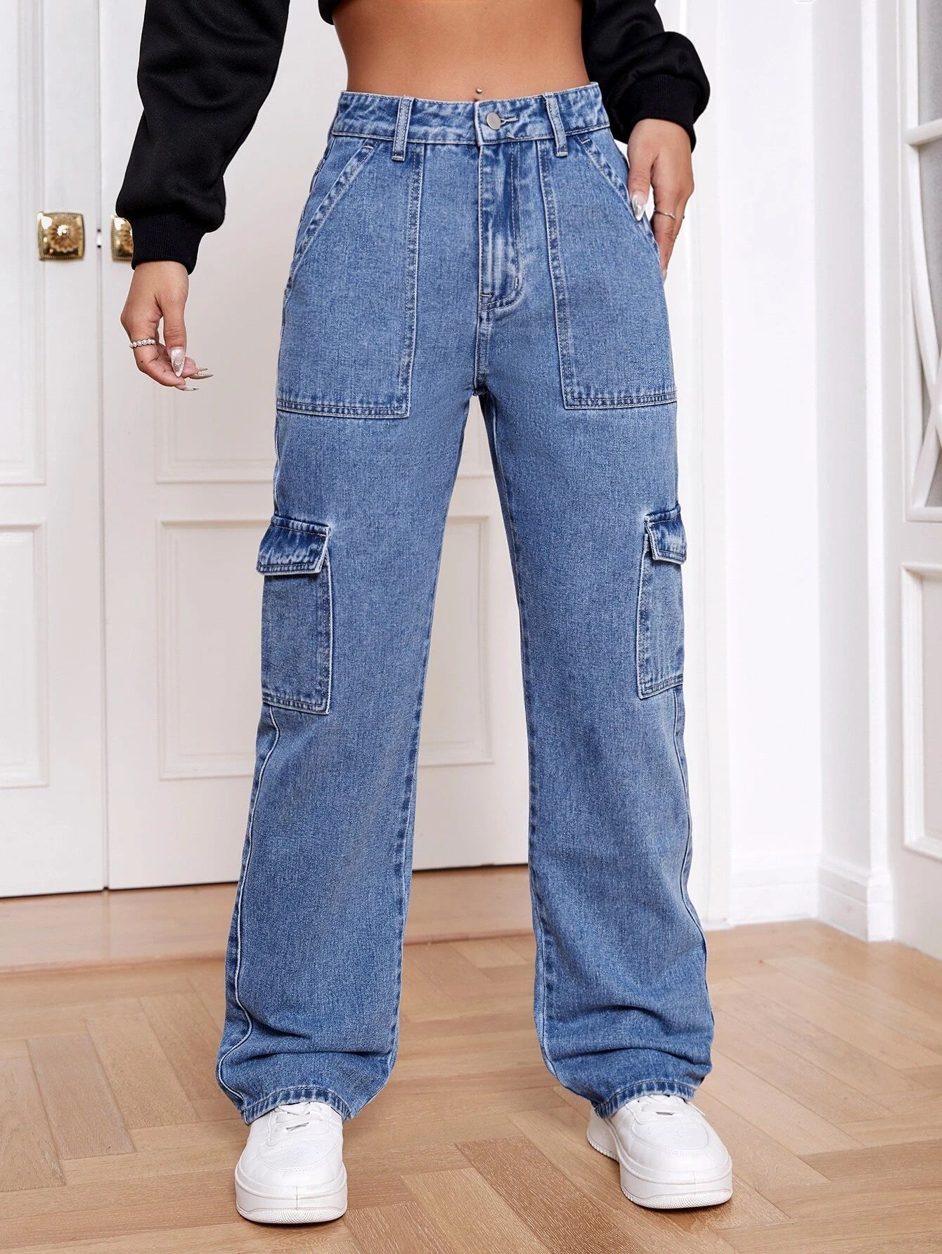 SHEIN EZwear High Waist Flap Pocket Whip Stitch Cargo Jeans | SHEIN