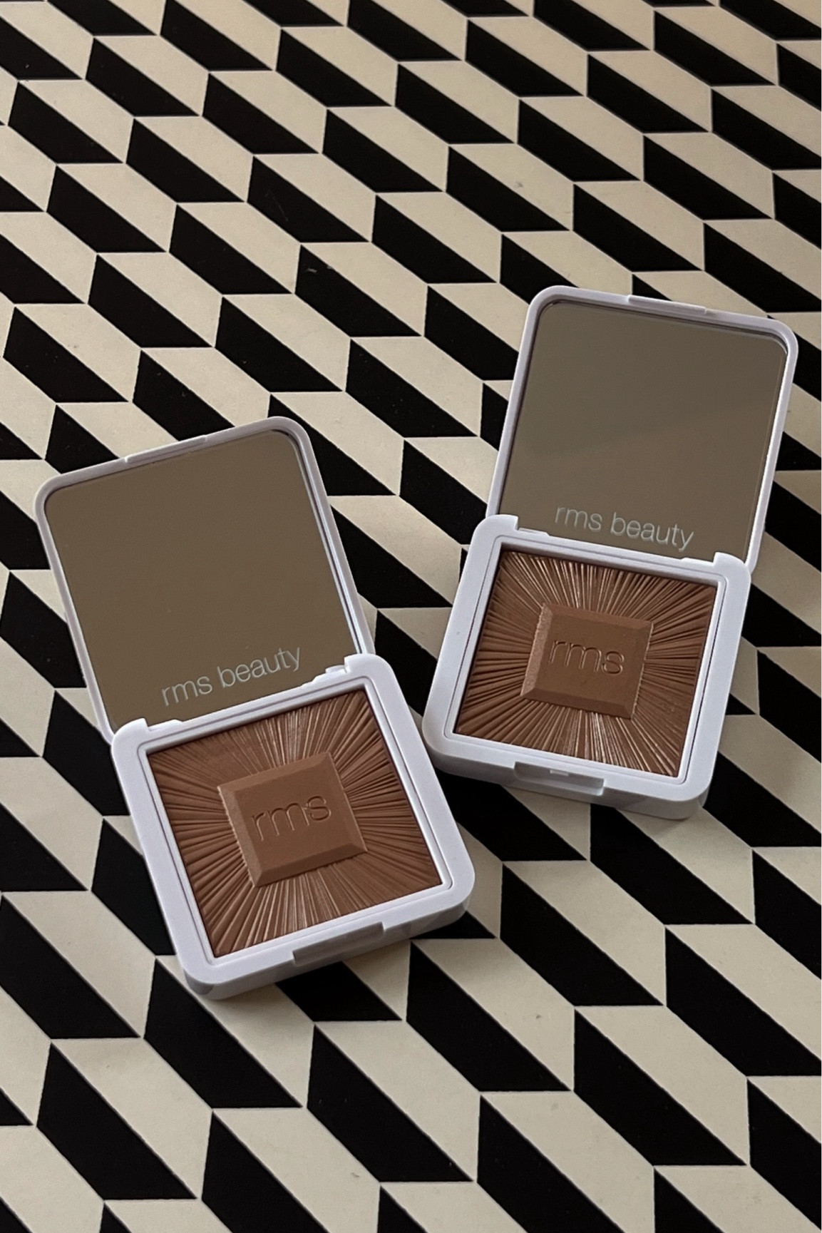 NEW FROM RMS BEAUTY at Sephora ✨

ReDimension Hydra Bronzer


#LTKsalealert #LTKxSephora #LTKbeauty
