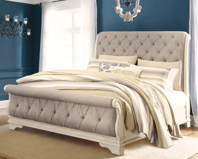 Realyn King Sleigh Bed, Chipped White | Ashley Homestore