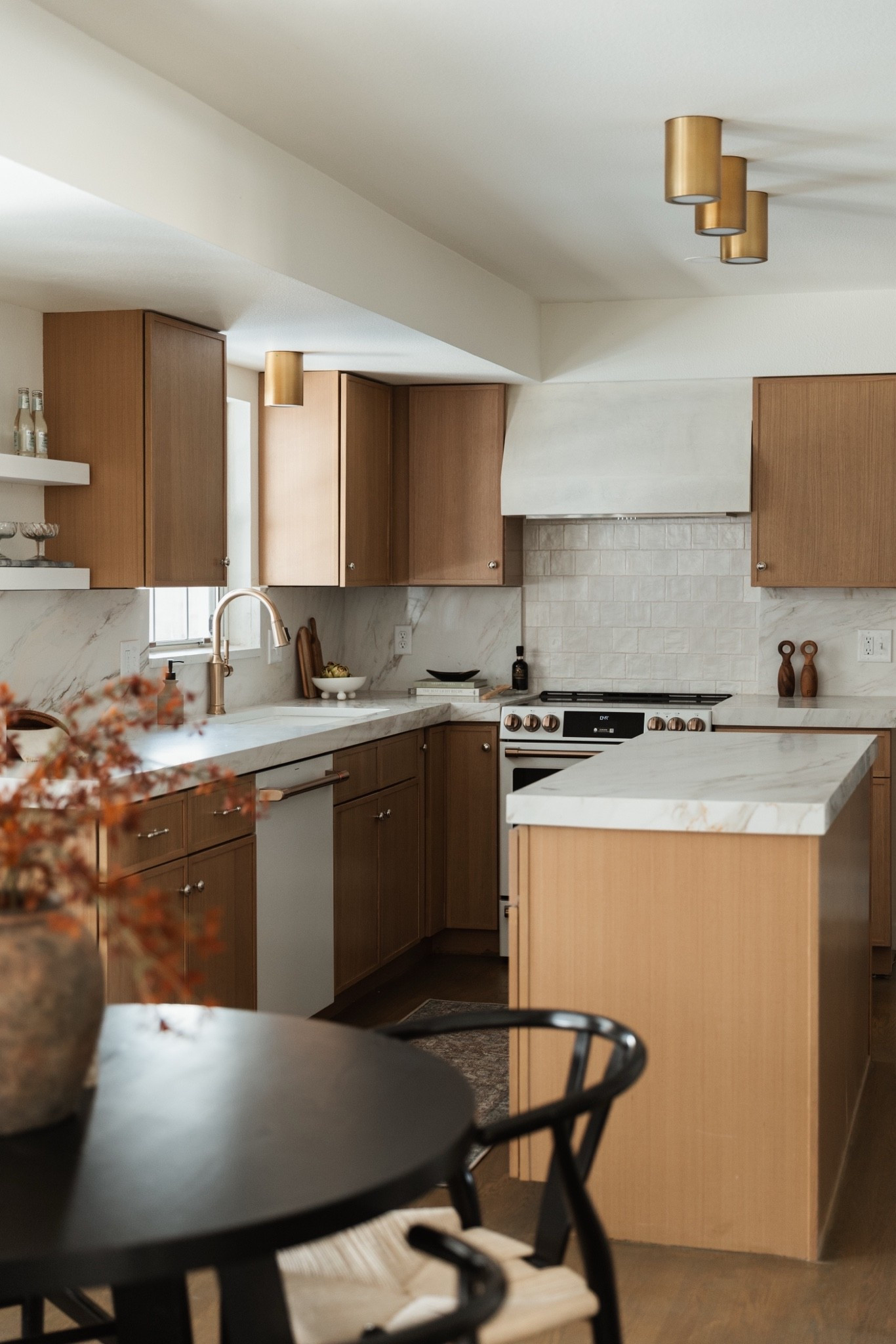 Dreamiest kitchen featuring white cafe appliances

Kitchen, faucet, oven, kitchen appliances

#LTKHome