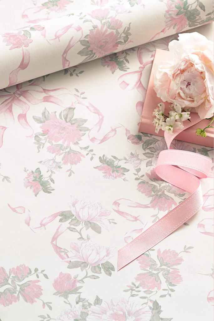 Cabbage Rose Bow Wallpaper | LOVESHACKFANCY