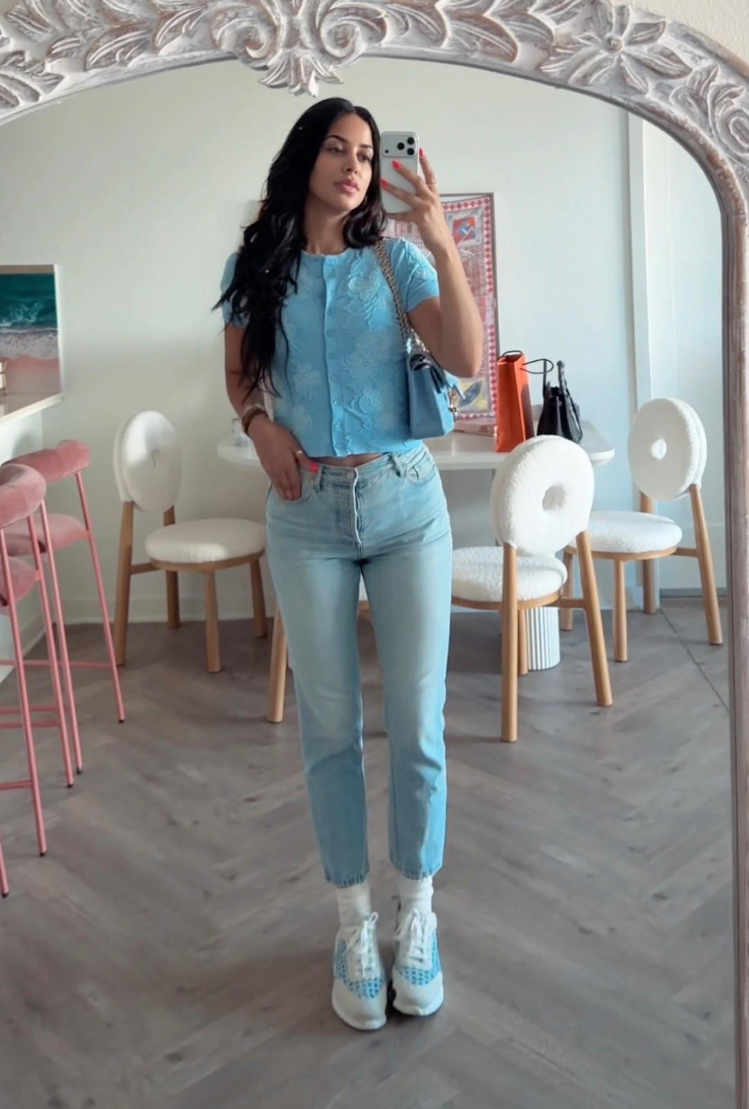 Trending Everlane cheeky jeans on sale! one of my winter staples and the Dior sunglasses I worn in my viral video too! 

#LTKstyletip #LTKwinter #LTKjeans