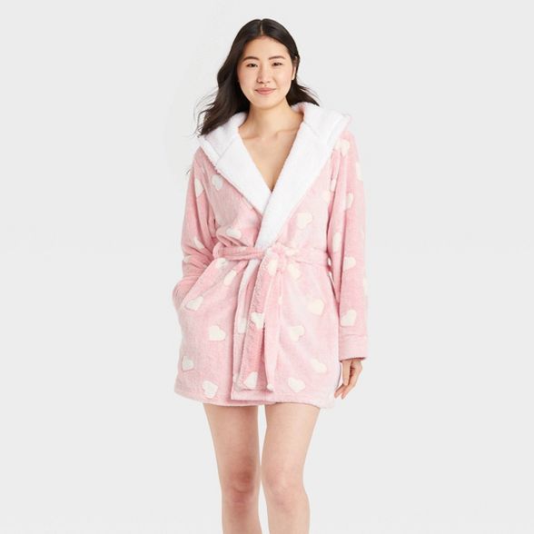 Women's Heart Print Cozy Short Robe - Colsie™ Pink | Target