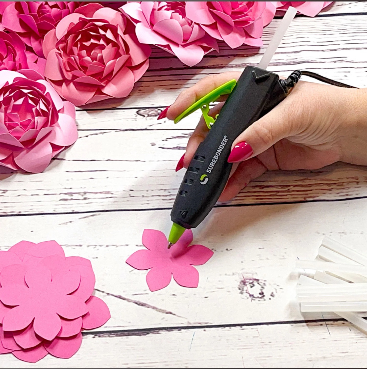 Details hot glue gun