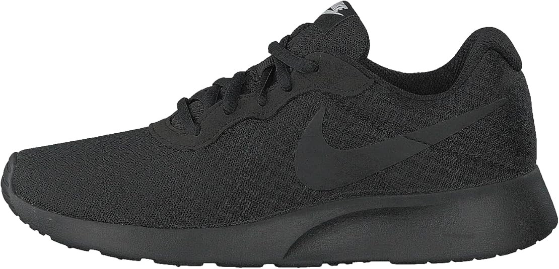 Nike womens Tanjun Running | Amazon (US)