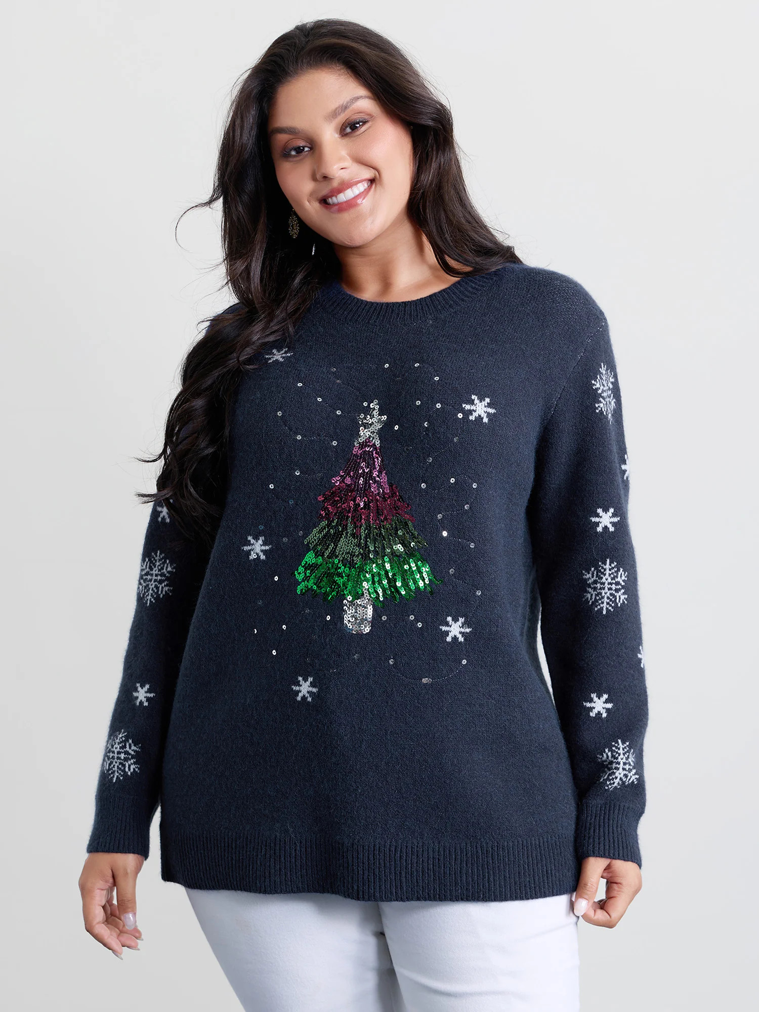 Stretchy Holiday Tree Sequin Embroidery Pullover | Bloomchic