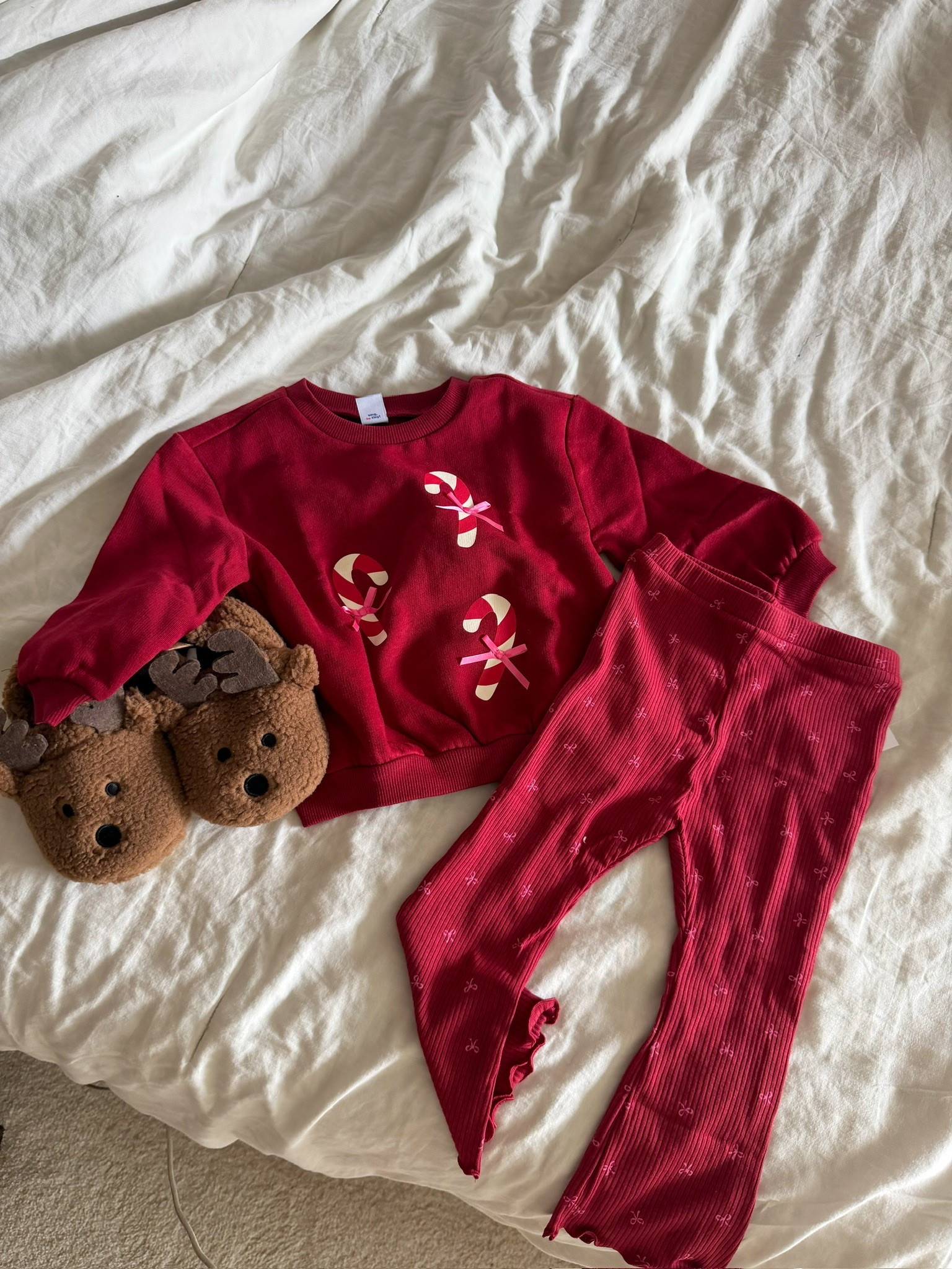 So excited about this little candy cane holiday outfit and slippers for Scottie! From my recent Old Navy order!

Holiday, Christmas, toddler outfit, baby outfit, affordable kids style