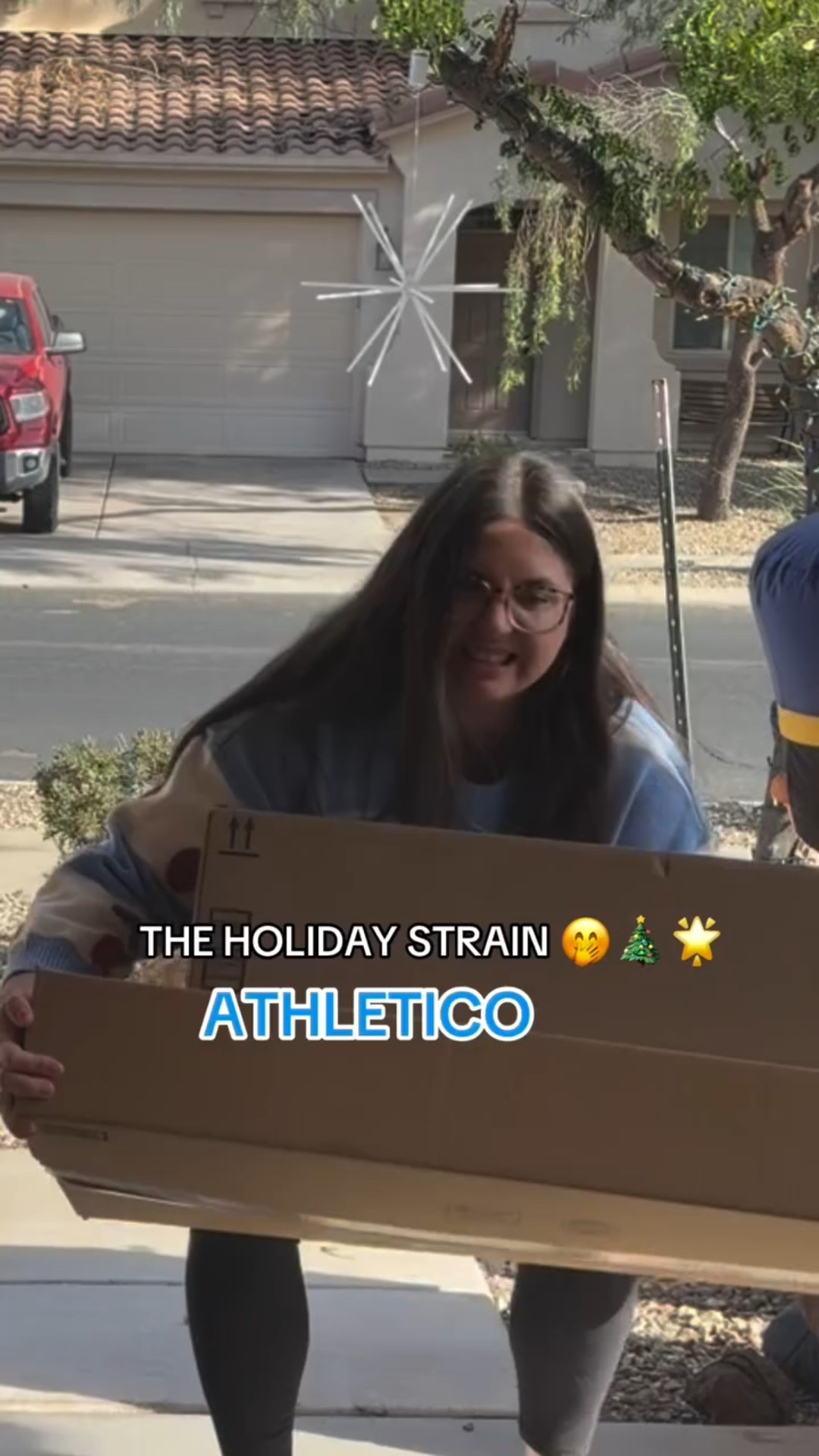#ad Not the elf judging me .. I know I am not the only one feeling this way. Go book yourself a FREE 30 minute assessment with @athletico_pt. Your back will thank you 🌟🤭Make sure to use the link in my bio! 
.
.
.
*Per federal guidelines, beneficiaries of plans such as Medicare, Medicaid, Tricare, VHA and other federally funded plans are not eligible for free assessments.
#momsofinstagram #athletico #backpain