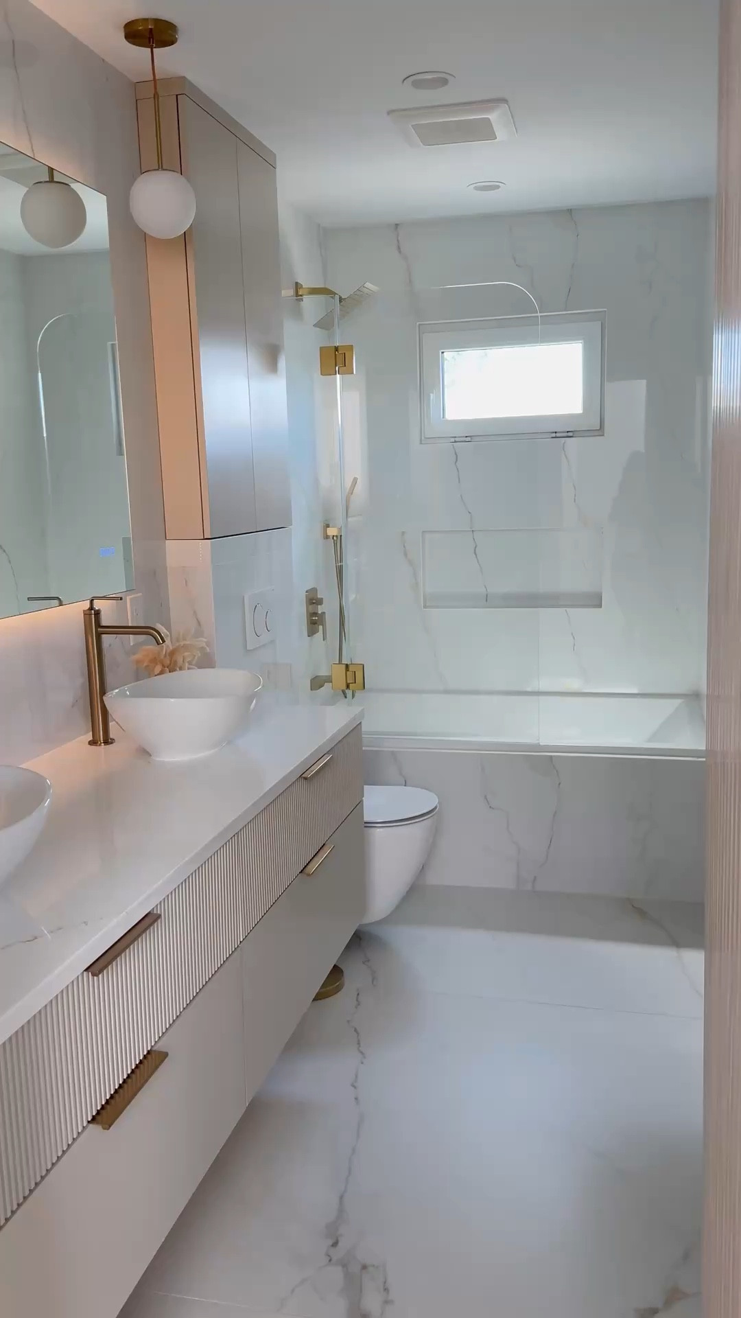 Modern bathroom inspo 🤍 


Floating vanity , shower glass , led mirror , wall hung toilet 

#LTKHome #LTKSpringSale #LTKSaleAlert