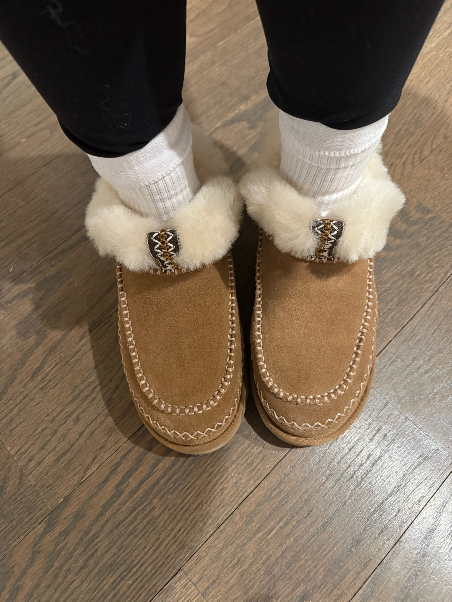 my new fav cozy shoes to teach and bop around the city 

#LTKStyleTip #LTKSeasonal #LTKU