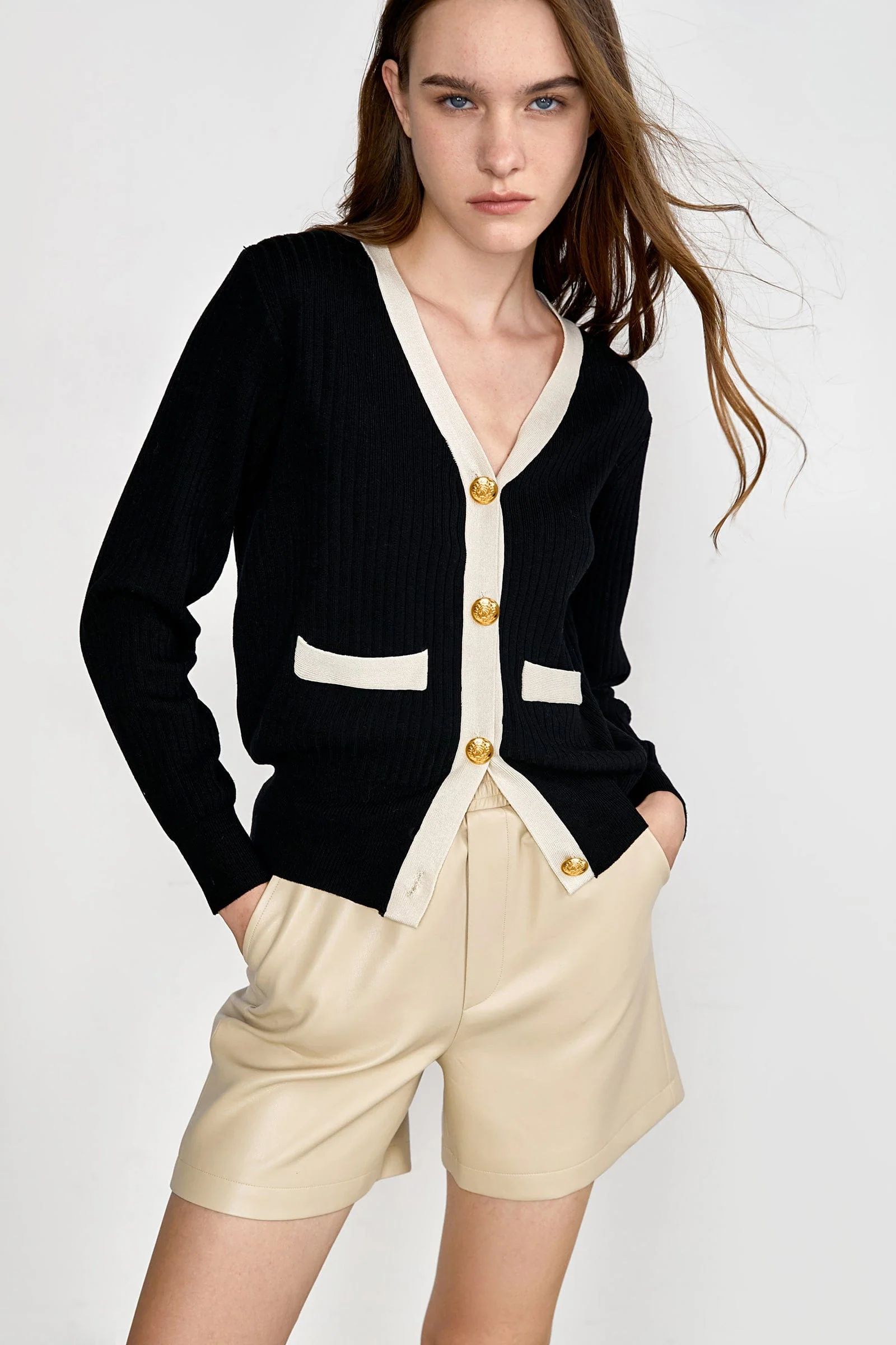 Lealia Black Contrast Knitted Cardigan | J.ING