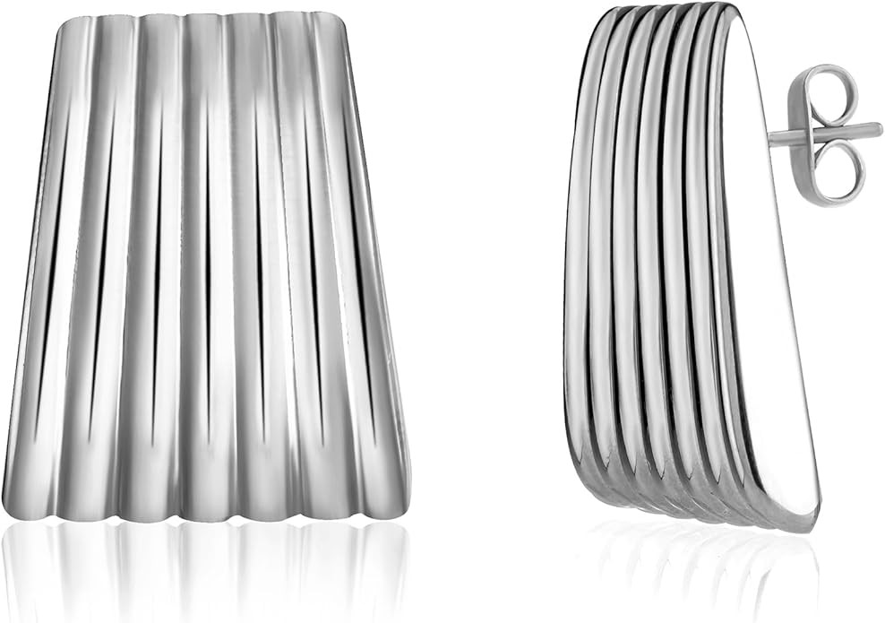 Gold Ribbed Trapezoid Earrings for Women - Trendy Chunky Geometric 18K Gold Statement Accessories | Amazon (US)