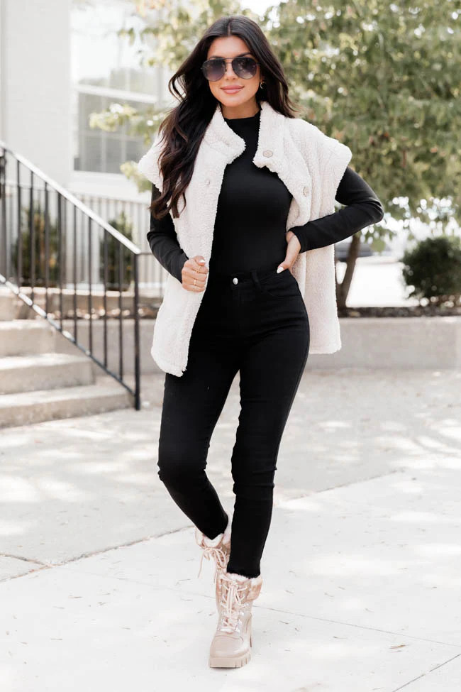 Point It Out Taupe Oversized Sherpa Vest | Pink Lily