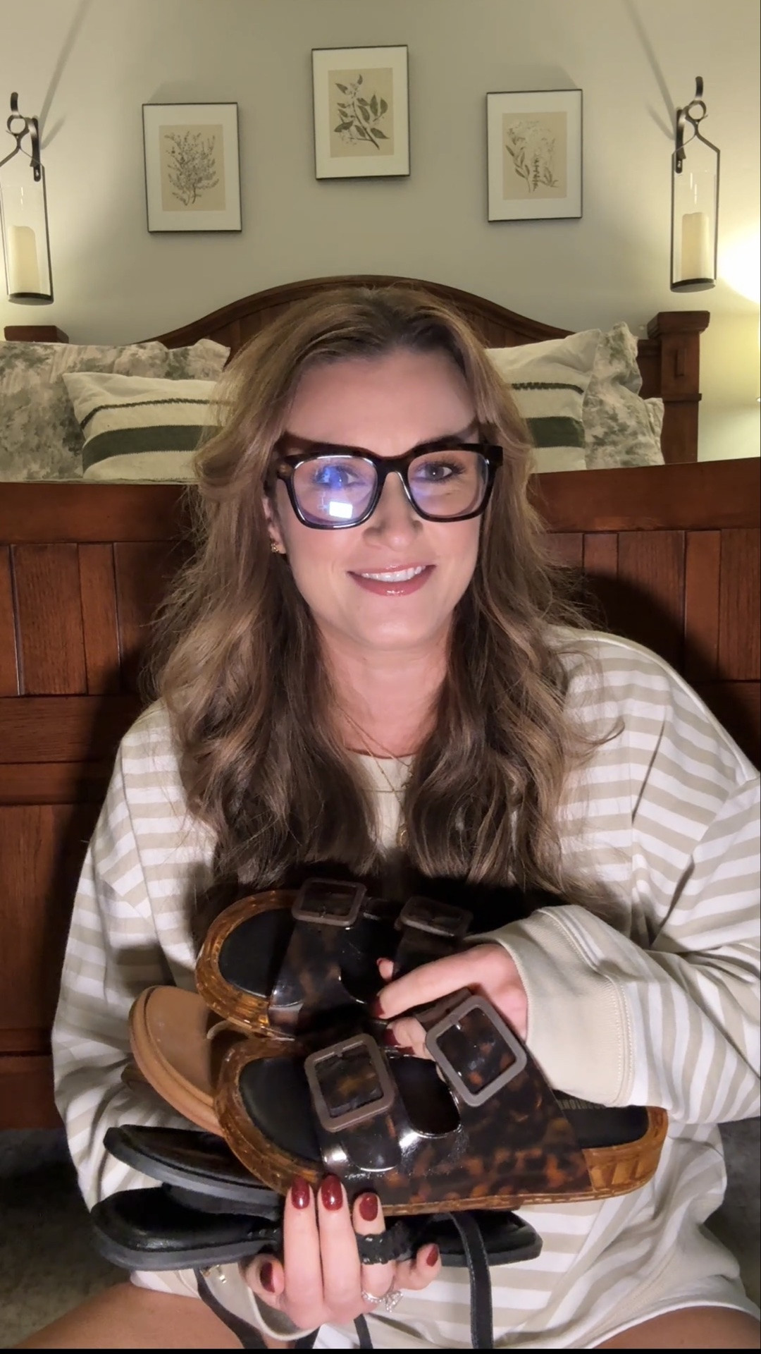 Sharing my top 3 summer sandals! If between sizes order up one for the jelly slides otherwise everything fits TTS.

#LTKSaleAlert #LTKSeasonal #LTKmomlife
