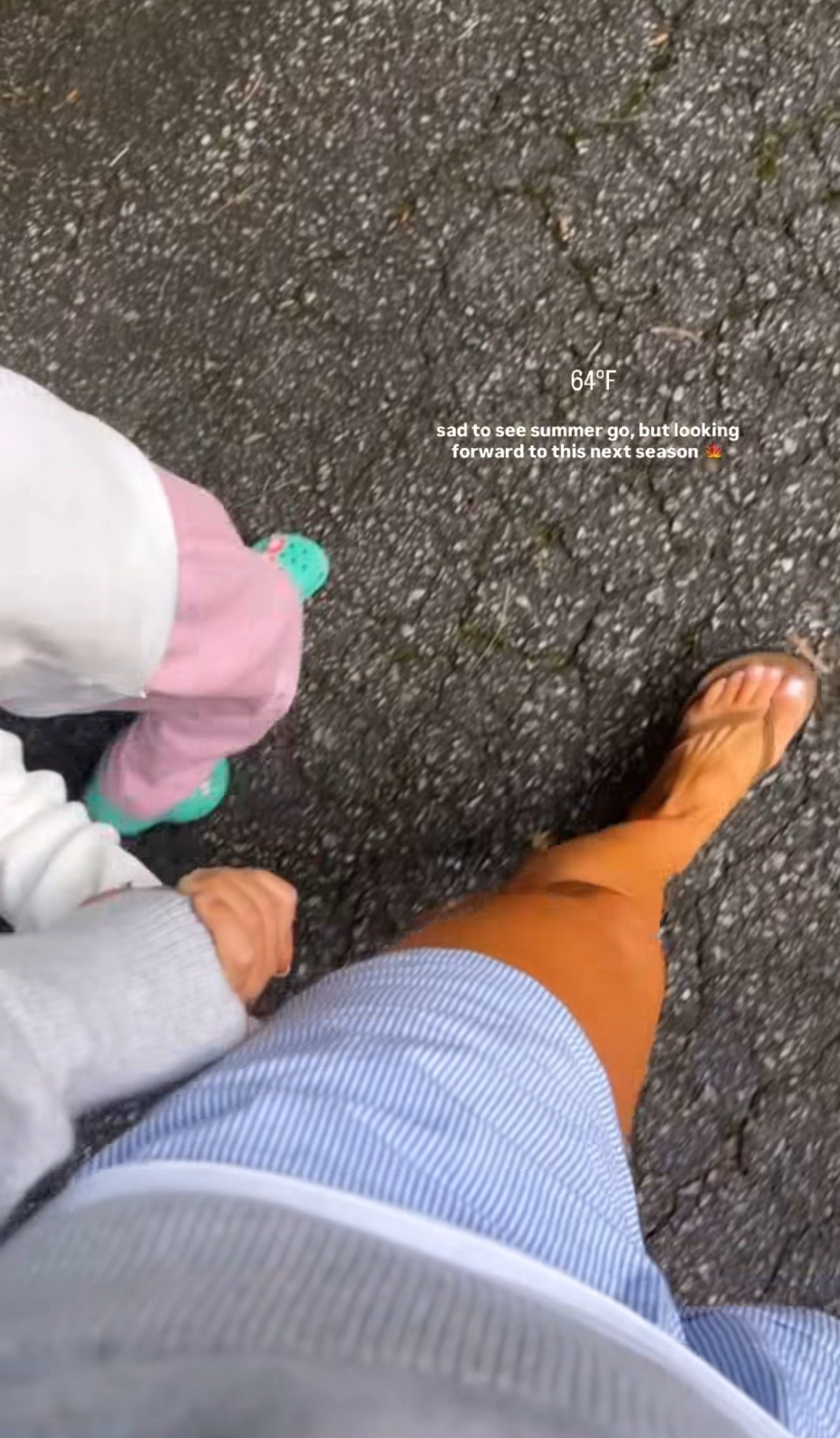 Size medium in everything! Shoes are TTS. 

#LTKStyleTip #LTKSeasonal #LTKFindsUnder50