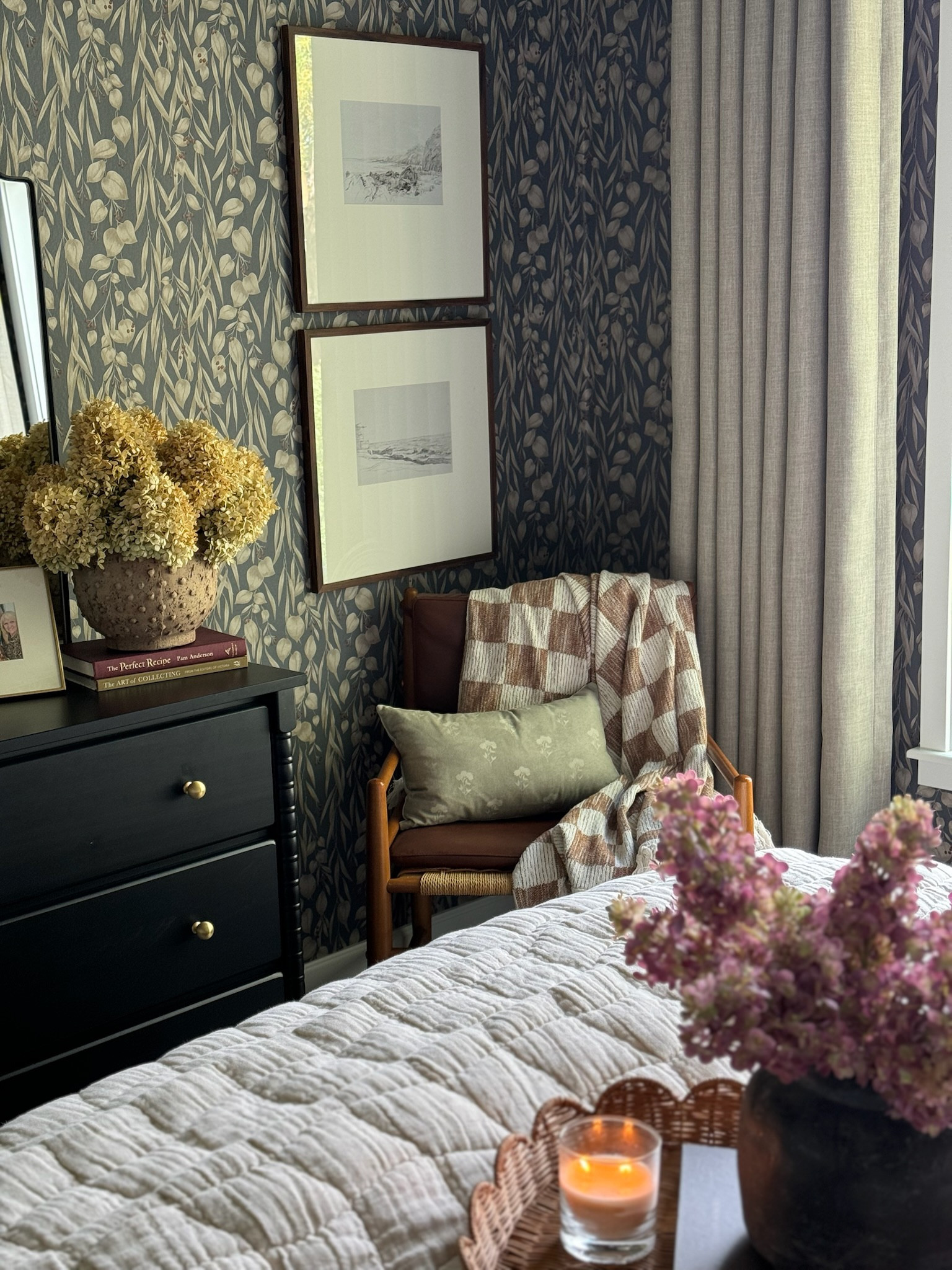 I’m obsessed with this cute little corner in our guest room! The wallpaper was the perfect addition to make this room cozy and warm. 

#LTKstyletip #LTKhome
