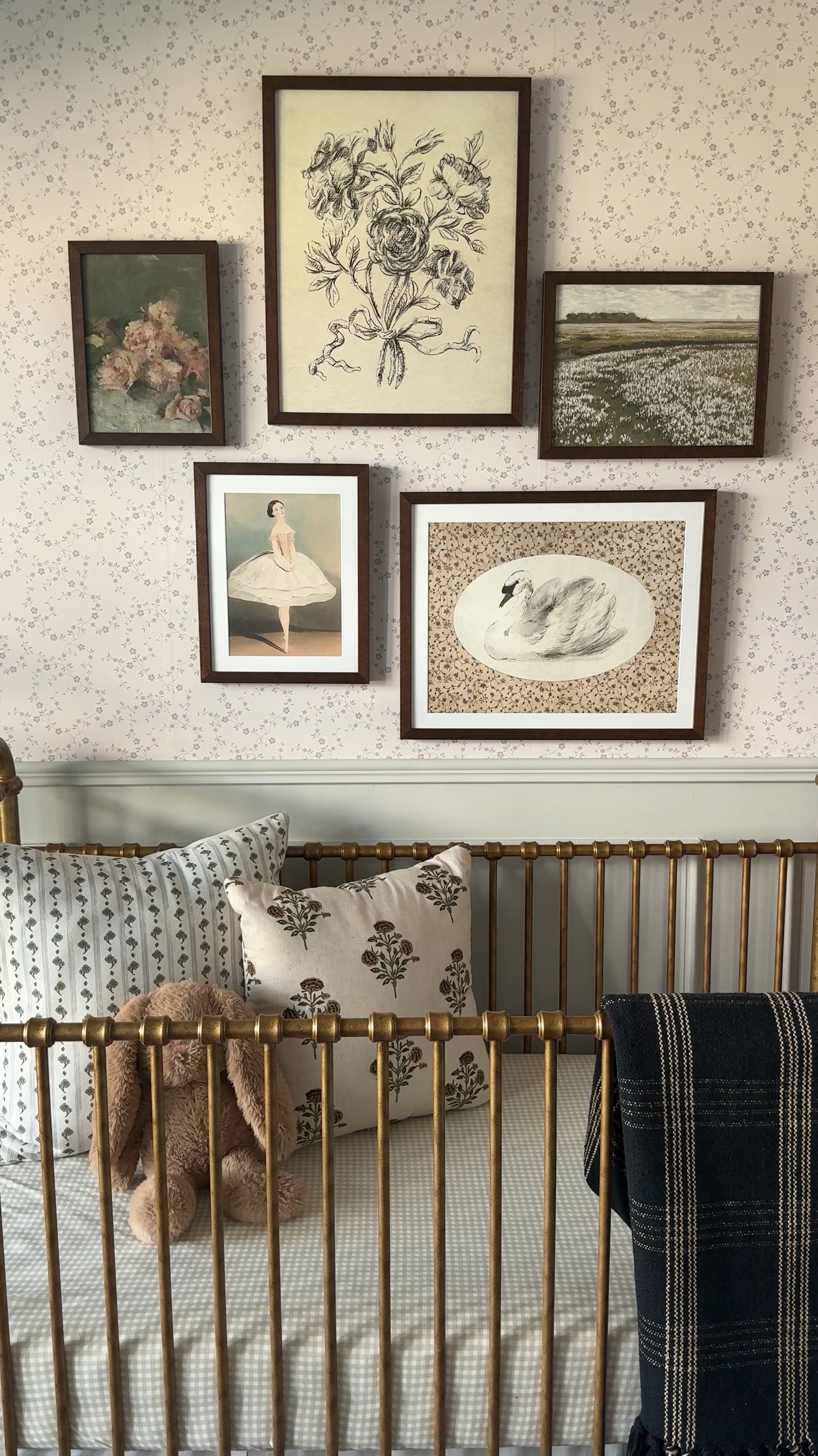 Gallery walls made easy thanks to @frameiteasy 

Digital prints from North Prints Co on Etsy!

#gallerywall #wallart #frameiteasy #nursery #nurserydecor

#LTKBaby #LTKVideo #LTKHome