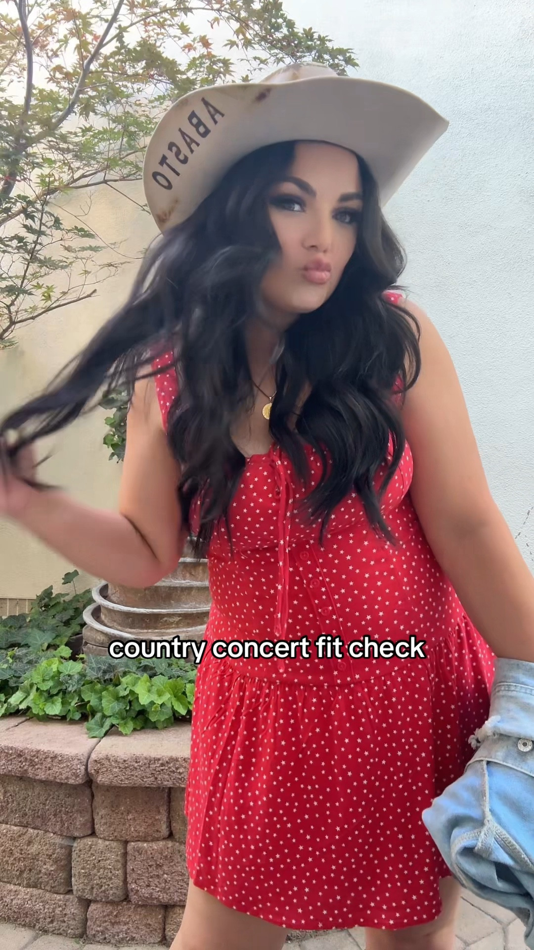 Country concert fit check 

#LTKSaleAlert #LTKFindsUnder50 #LTKMidsize