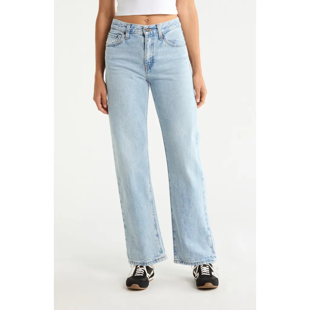 levi's Easy Dad Jeans in Fan Flare at Nordstrom, Size 25 X 30 | Nordstrom