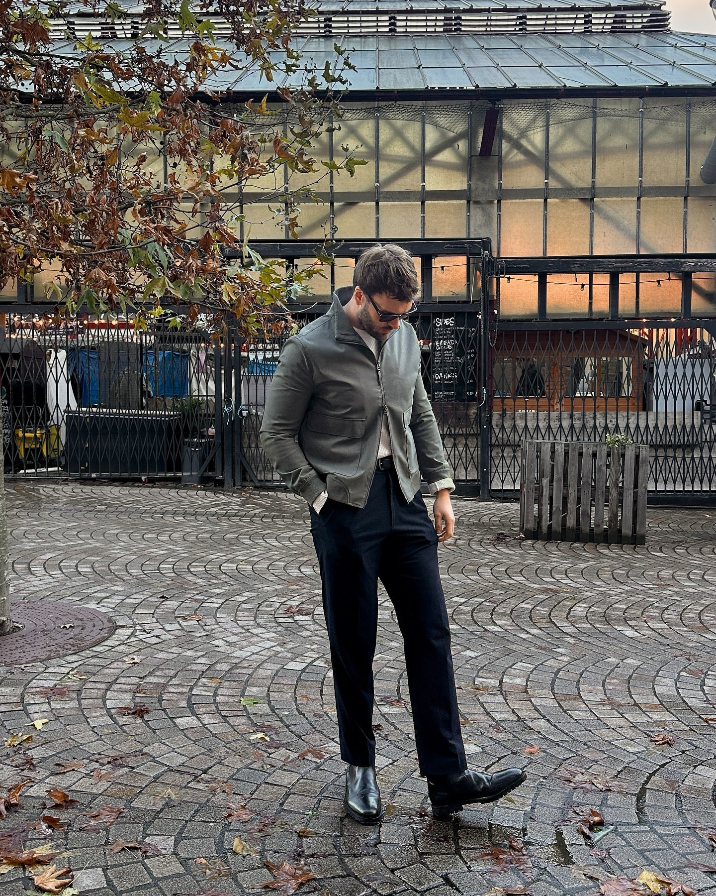 Reiss Uniqlo men’s trousers pleated wide legged trousers men’s tall fashion men’s tall outfits smart casual Chelsea boots winter outfit ideas 

#LTKeurope #LTKuk #LTKmens