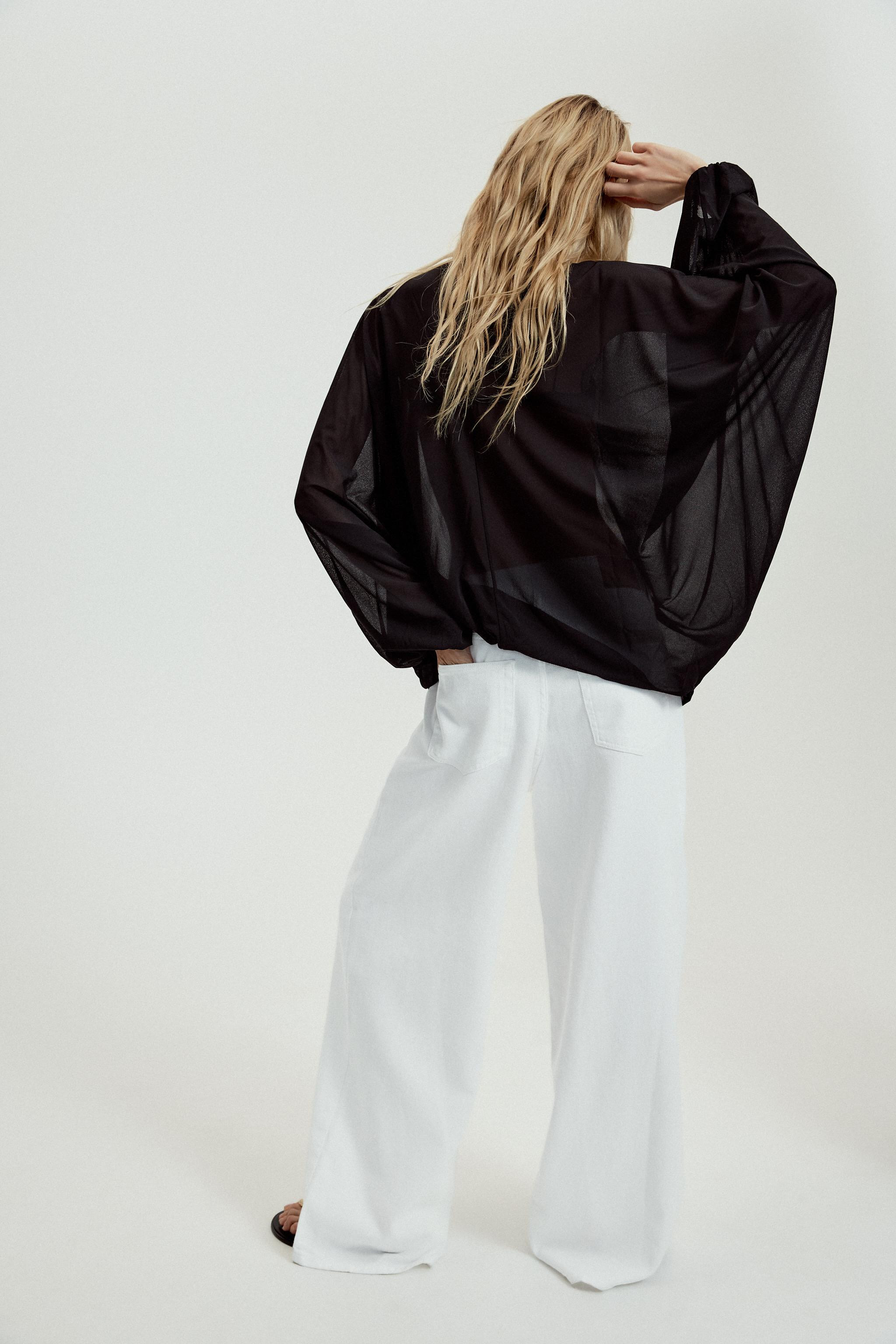 PUFF SLEEVE CREPE TOP | Zara US