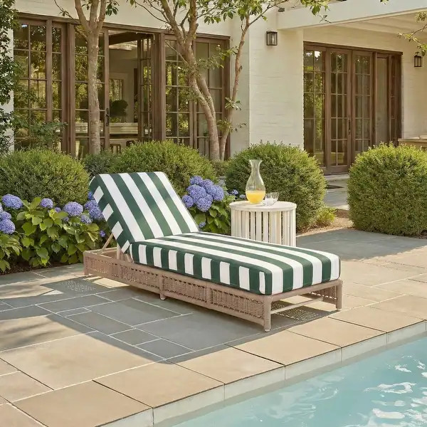 SAFAVIEH Outdoor Living Callan Lounger - 75"W x 26"D x 13"H - Bed Bath & Beyond - 43597262 | Bed Bath & Beyond