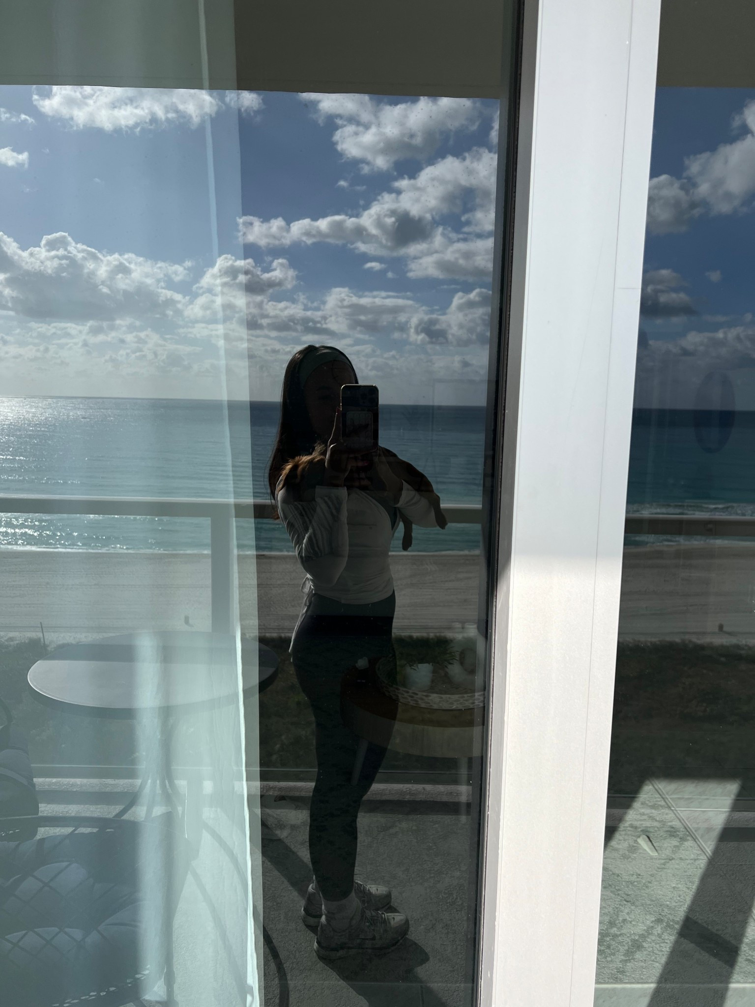 Walking outfit

#LTKActive #LTKdayinmylife #LTKgrwm