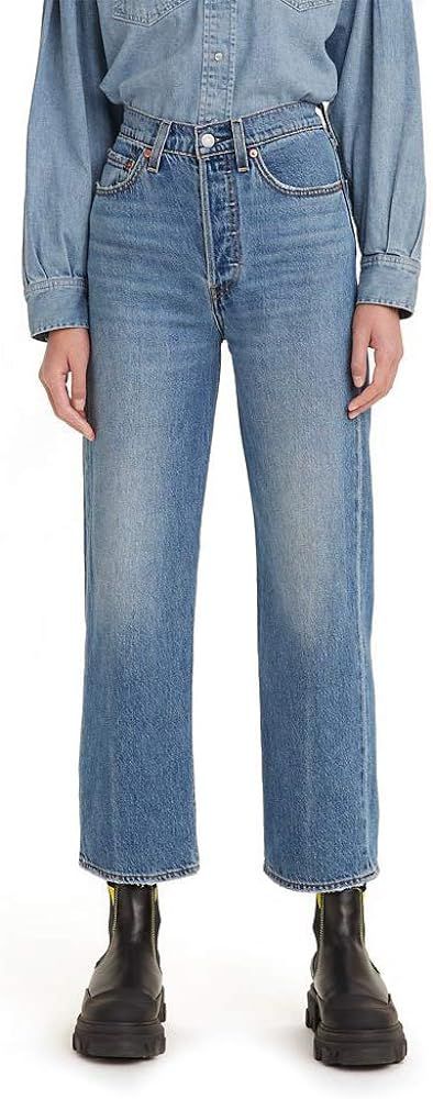 Levi's Women's Premium Ribcage Straight Ankle Jeans | Amazon (US)