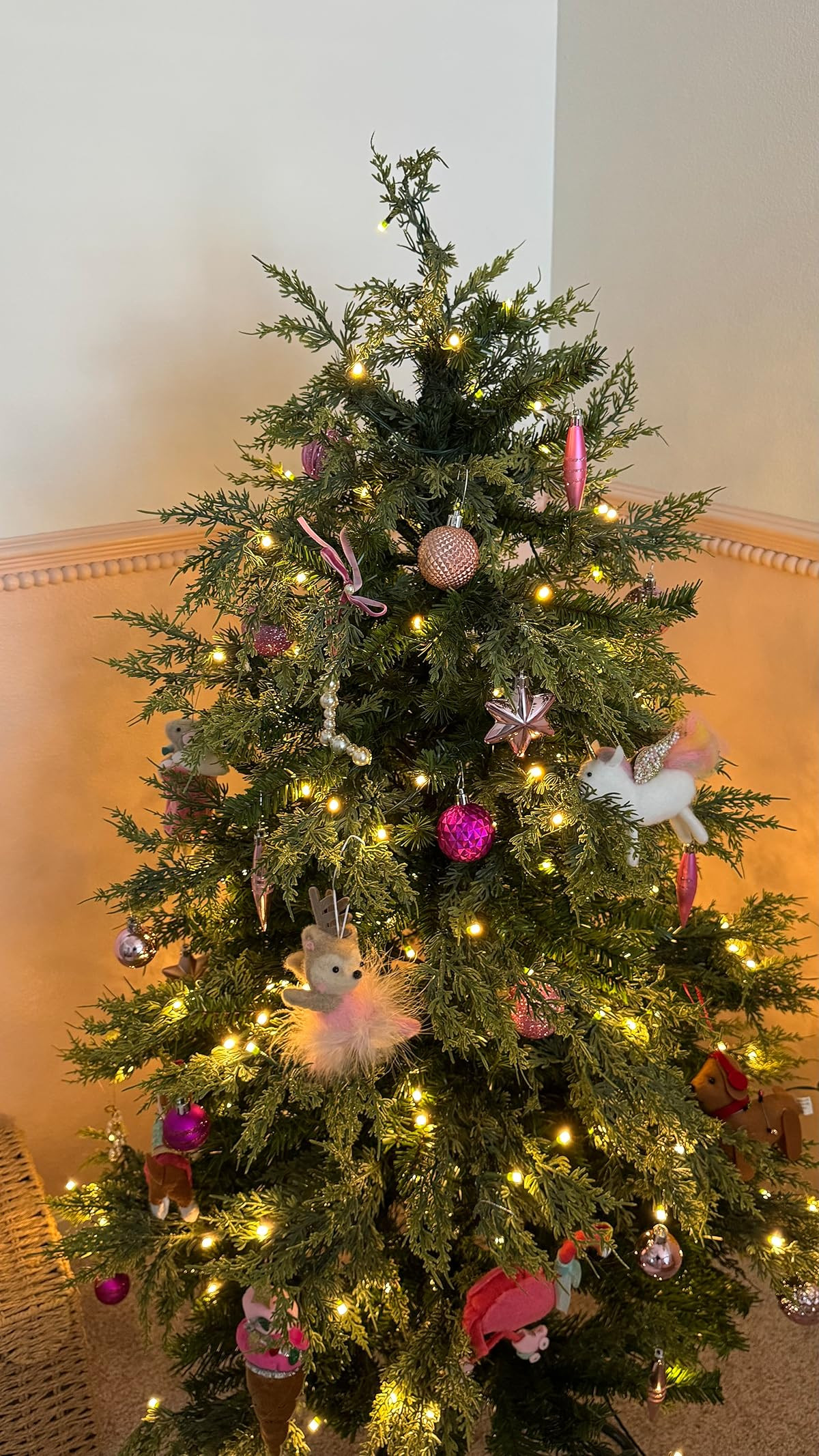 Shareconn 4.5ft Prelit Hinged Aspen Cypress Artificial Fake Christmas Tree with Remote Control,Pr... | Amazon (US)