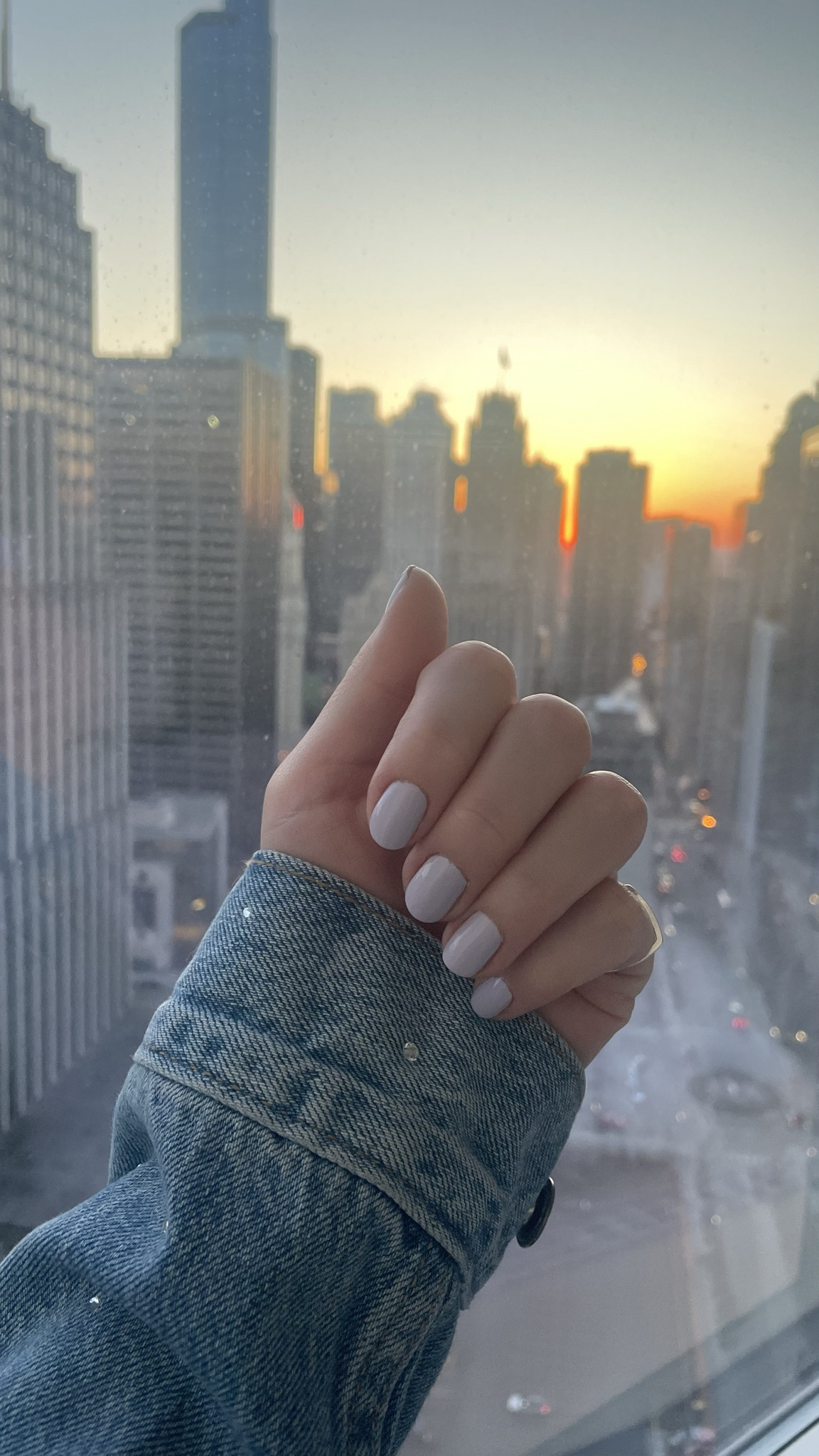Spring nails 💅🏼  touch of lavender 
Essie Go Ginza


#LTKbeauty
