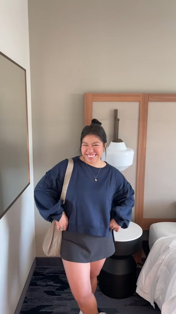 day 2 in austin, texas ootd. exploring south congress, eating, and trying coffee shops
outfit details:
@Oner Active softmotion skort in soft black
@BAGGU medium crescent bag
@Amazon Fashion oversized cropped sweatshirt
@Nike al8 sneakers
#fitcheck #OOTD #atx #austintx #austin