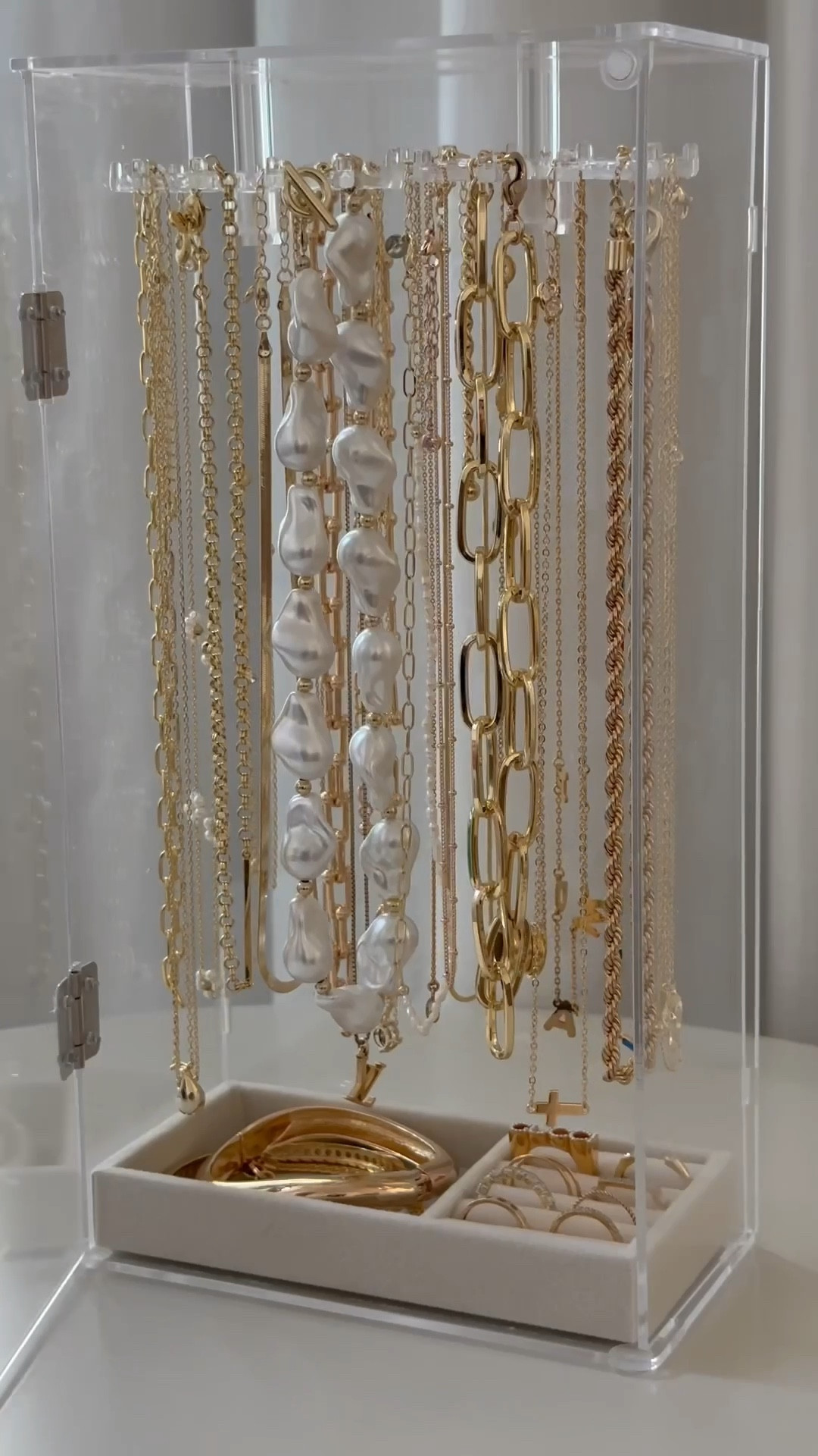 Scroll to shop!! Follow for more!!! Xo! ✨

#LTKHoliday #LTKGiftGuide #LTKBeauty