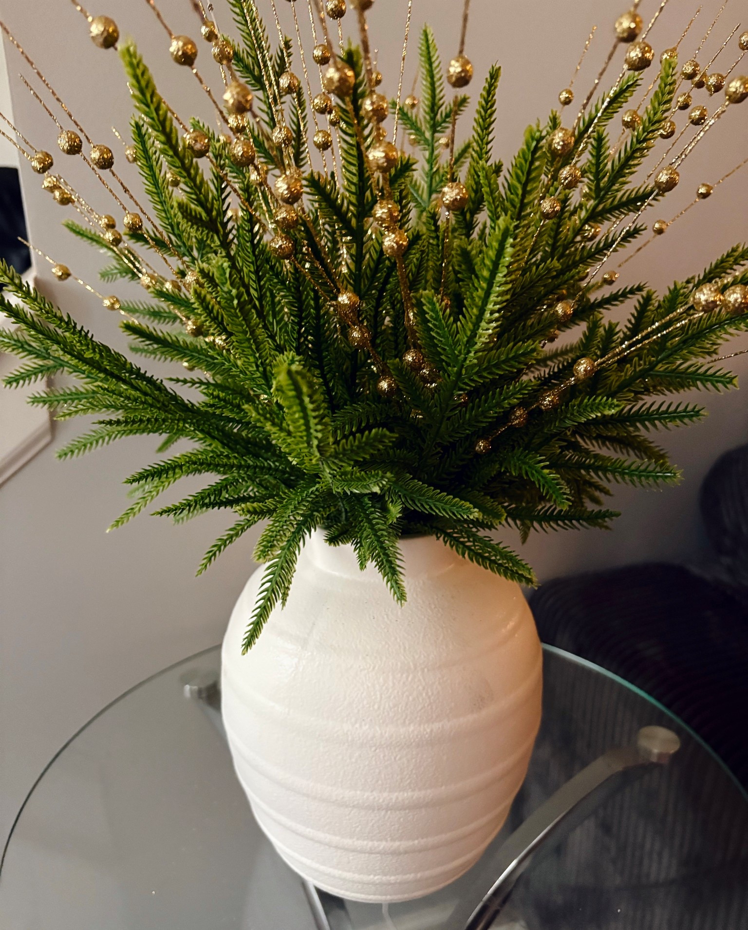 Easy Christmas arrangement to bring instant holiday magic to any space 🎄✨ Simple, festive, and perfect for last-minute decorating!
#LTKHoliday #ChristmasDecor #HolidayHome #LTKSeasonal #FestiveFinds #HolidayArrangement

#LTKFindsUnder50 #LTKHoliday #LTKCyberWeek