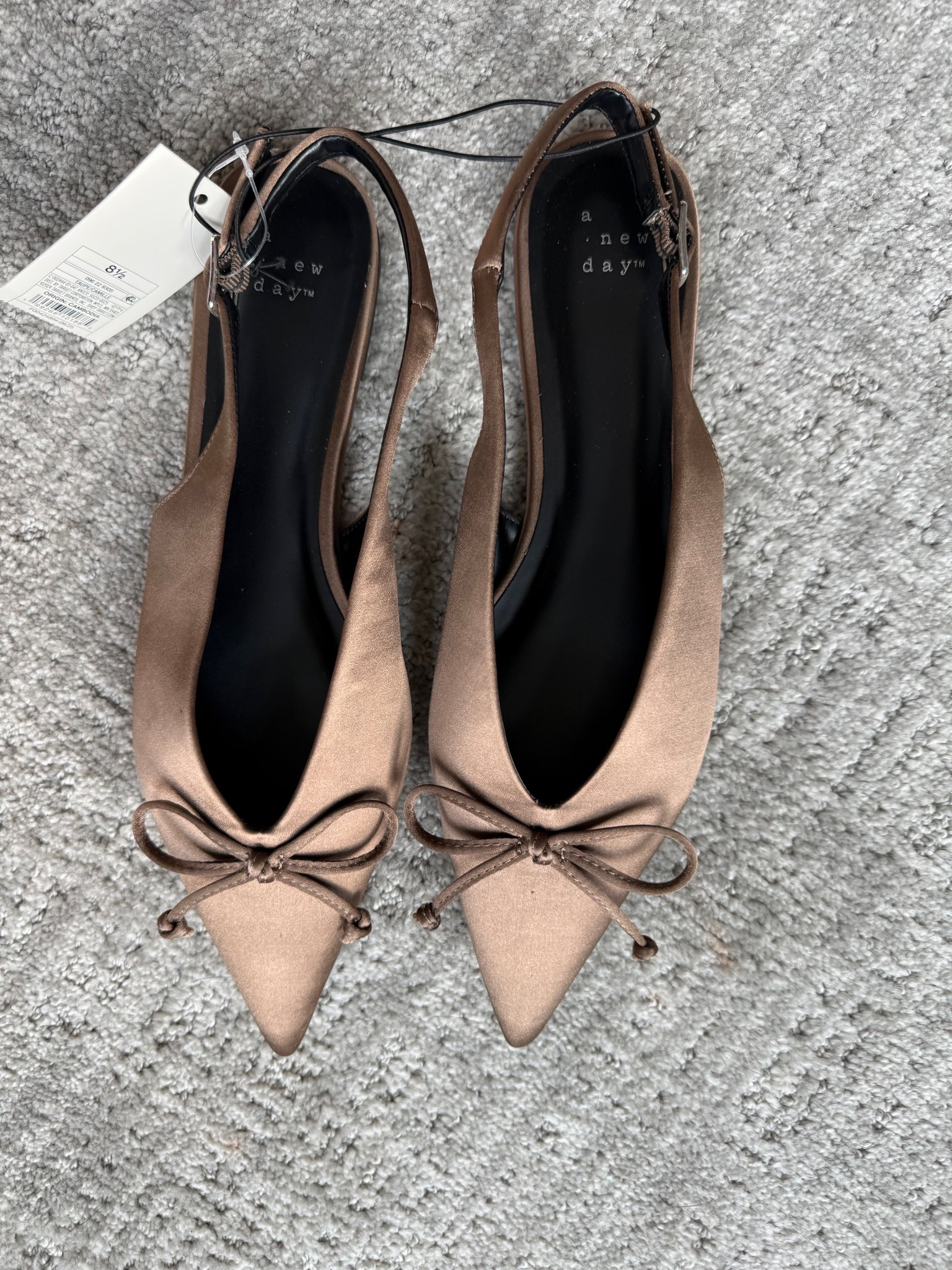 Target holiday shoes are up to 50% off today only for cyber Monday



Holiday shoes
Target shoes
Target shoes on sale
Cyber Monday 

#LTKHoliday #LTKCyberWeek