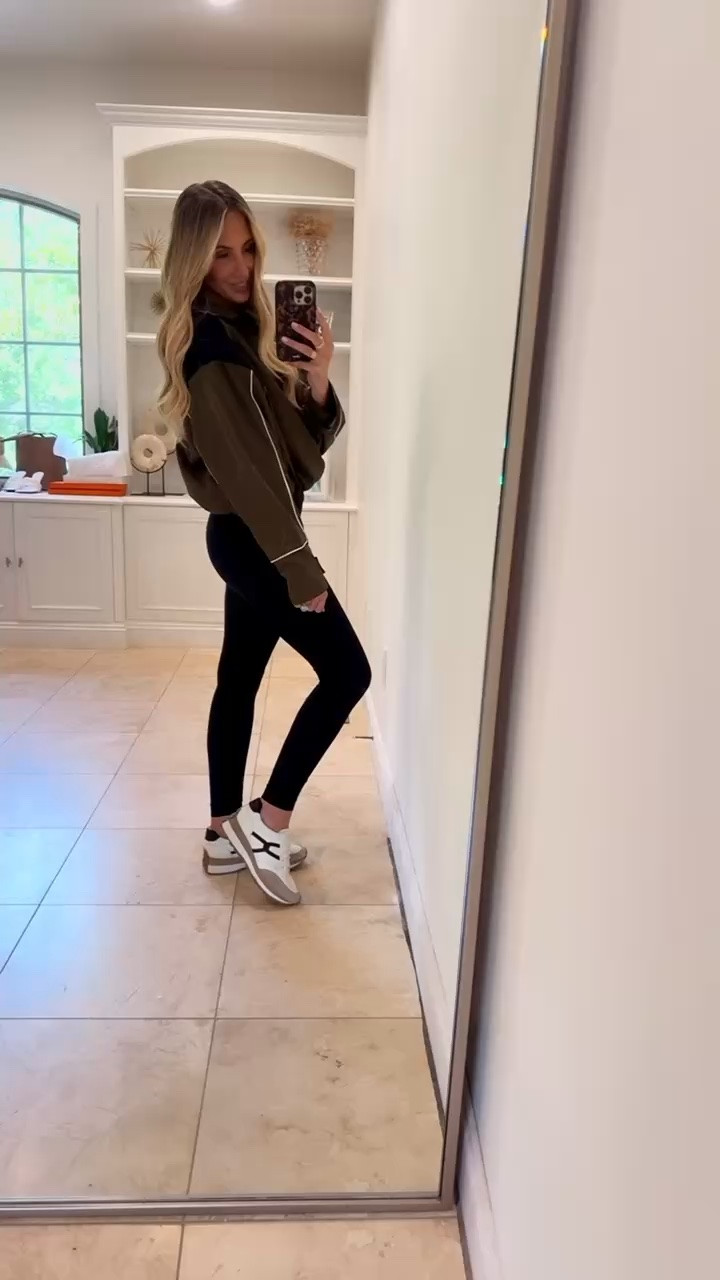 Sneakers that make you look taller, younger, and leaner!

Size 8.5

Sneakers, trendy fashion, women’s fashion, chic outfit, fall shoes, women’s sneakers

#LTKootd #LTKgrwm #LTKfitnessgoals