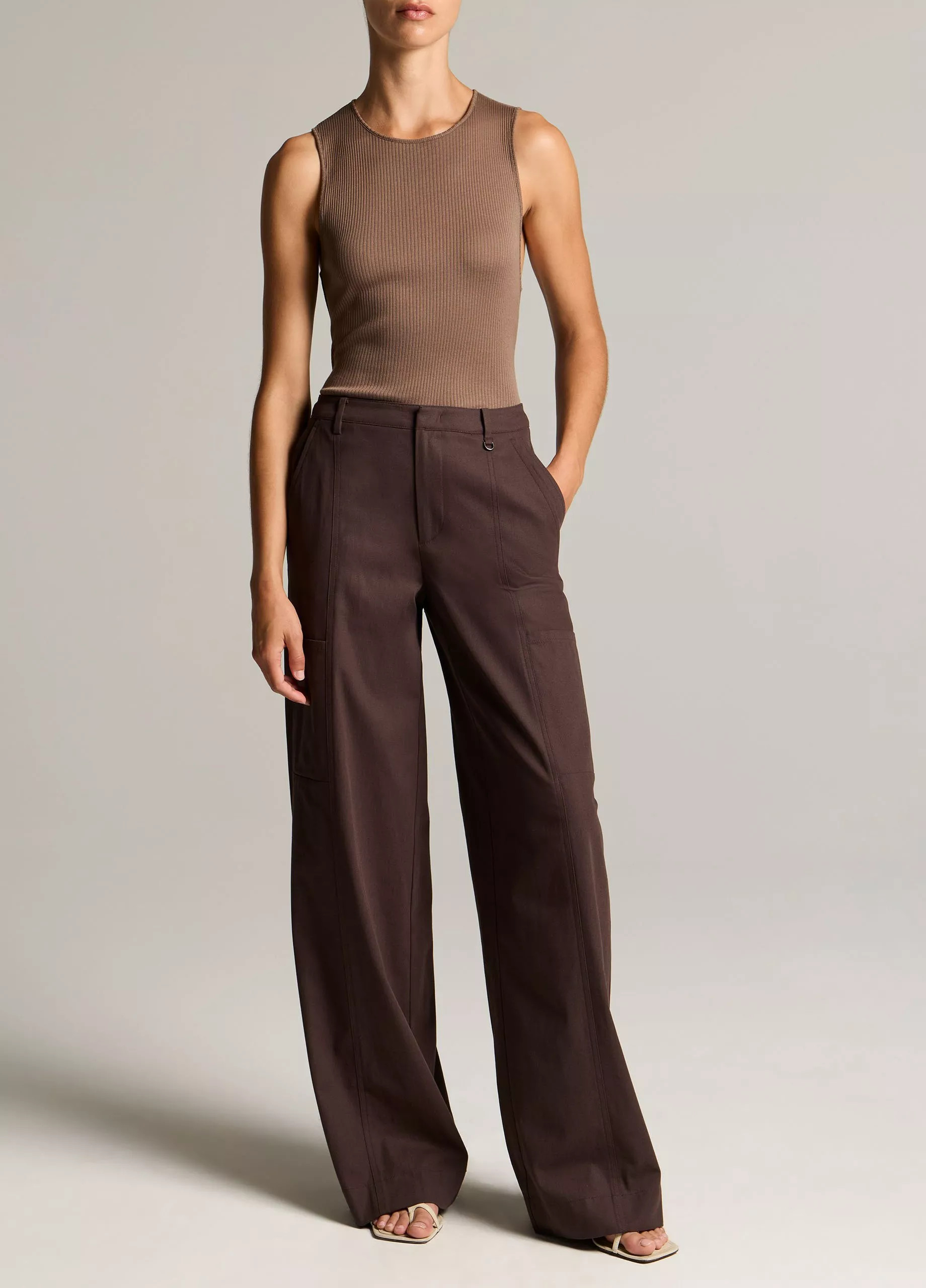 Mid-Rise Paneled Stretch-Cotton Pant | Vince LLC