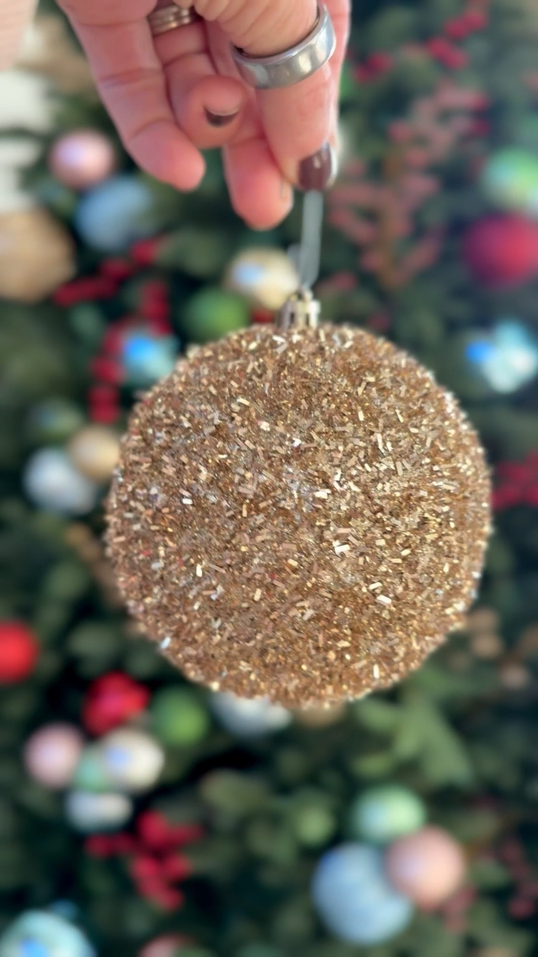 Obsesssed with these tinsel ball Christmas ornaments and they are big!! They make a statement for sure! Currently 40% off!🤩

#LTKHoliday #LTKSeasonal #LTKHome