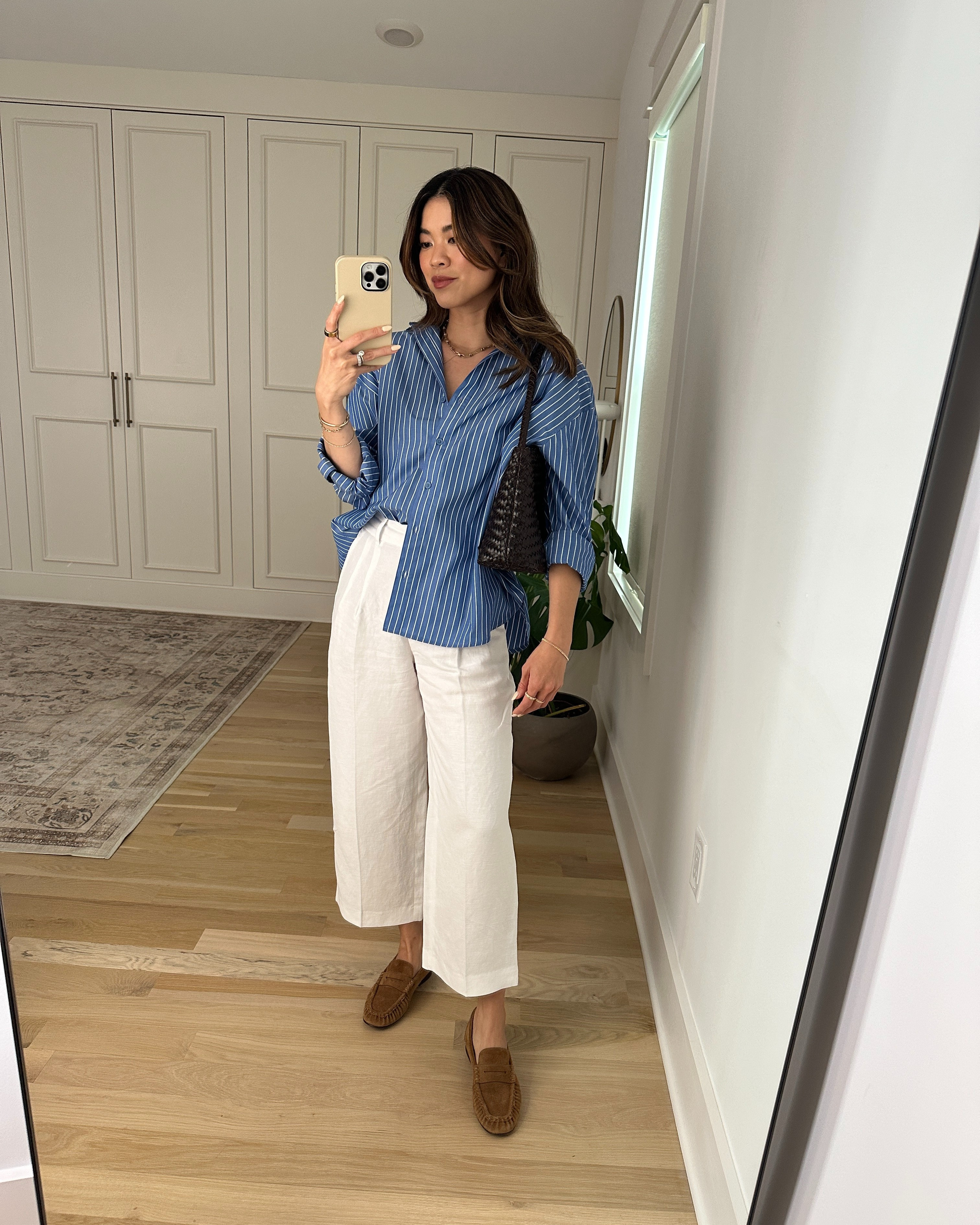 Love the effortless pant in cropped length! The perfect if you’re petite (I’m 5’2”).

Sizing info: 
•Top size XS
•Pants size 0 short in white linen 

petite fashion, get dressed with me, outfit inspiration, ootd, nashville outfit, Nashville influencer, petite style, vacation style, casual outfits, mom style, petite pants, spring outfits, spring outfit info, spring pants, spring outfit idea, spring top, spring bag, spring button up, spring shoes, linen pants 
@Aritzia

#LTKSeasonal #LTKPetite #LTKootd
