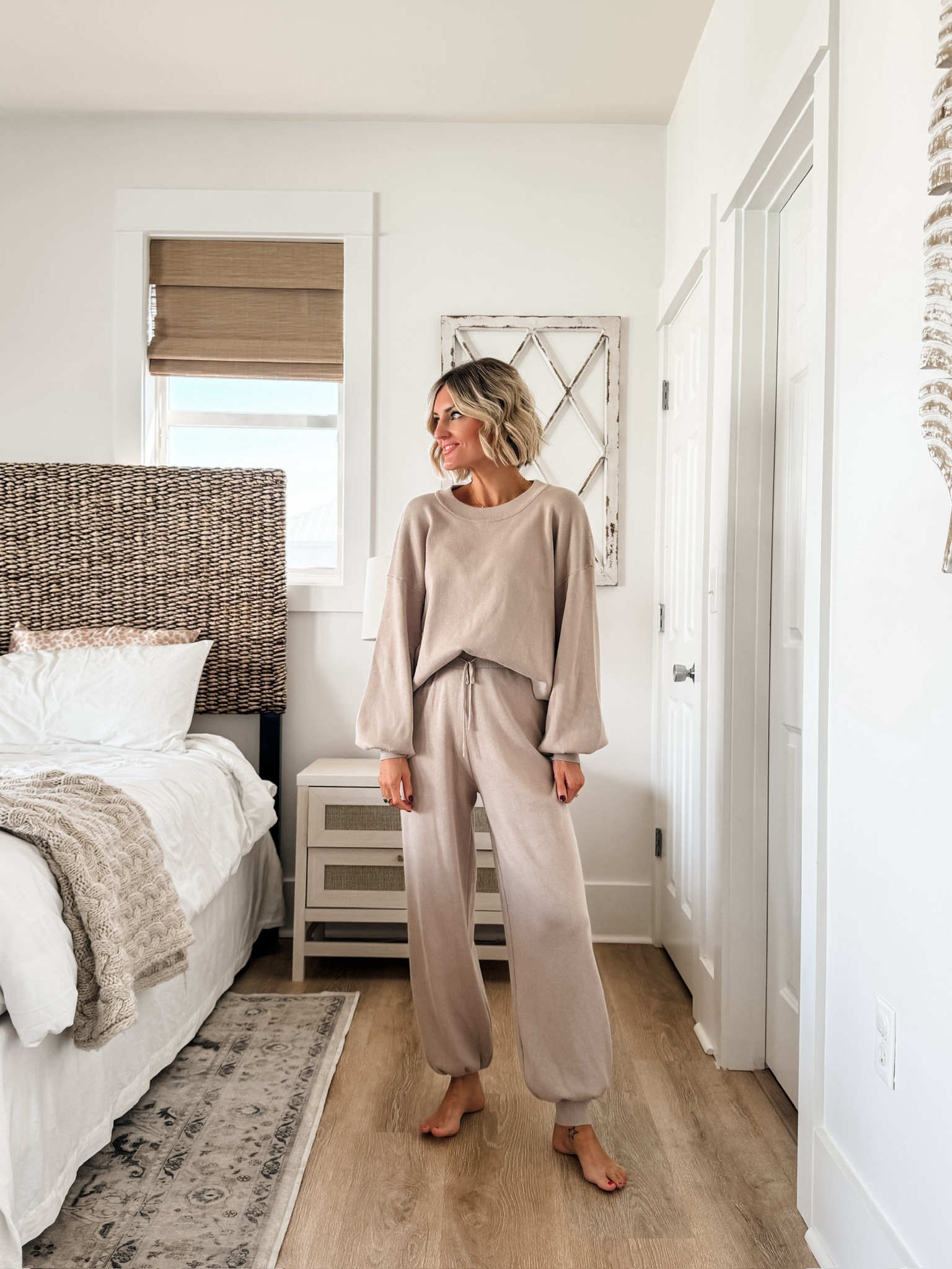 The cutest matching set! The balloon sleeves are adorable! Wearing S

#LTKSeasonal #LTKStyleTip