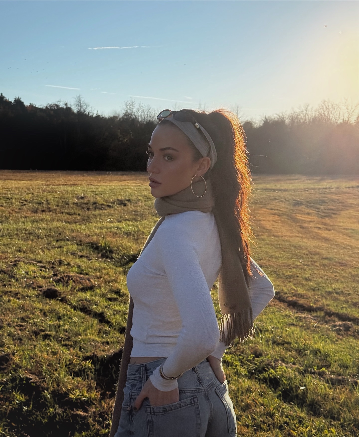 just out here minding my business·˚✦ ꒰◡̈꒱ 🍂